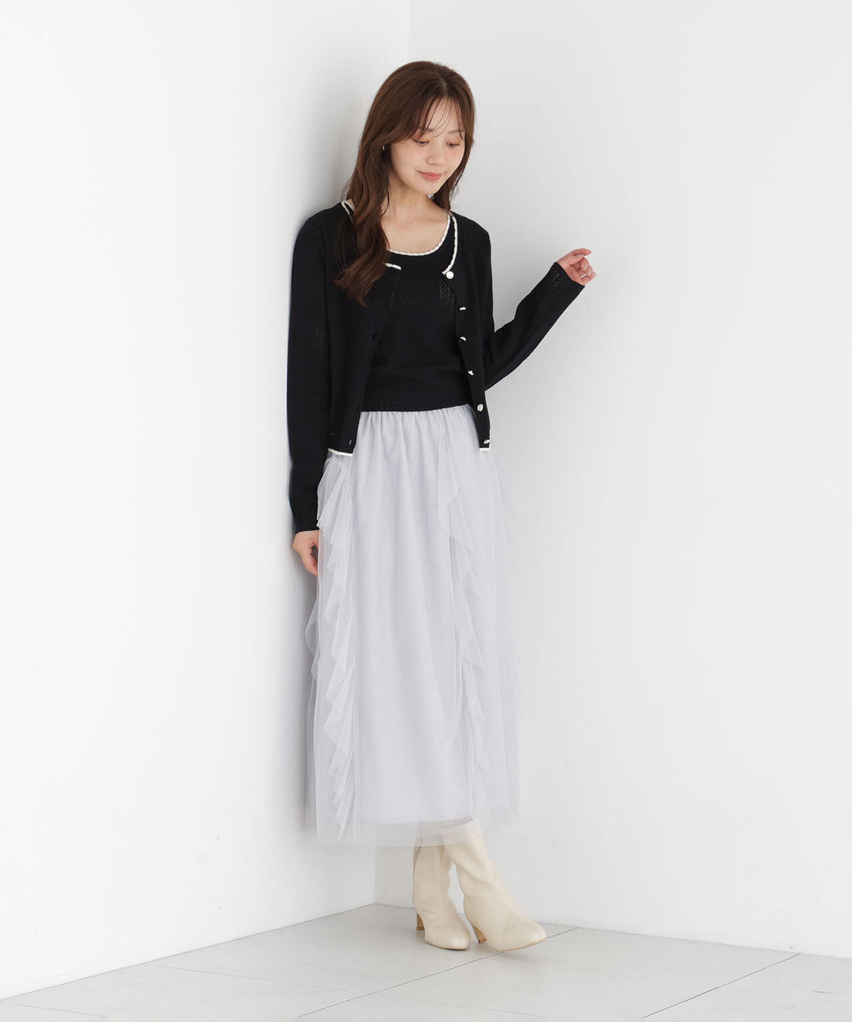 166cm B:78 W:56 H:83 S:24.5cm 着用サイズ:FR