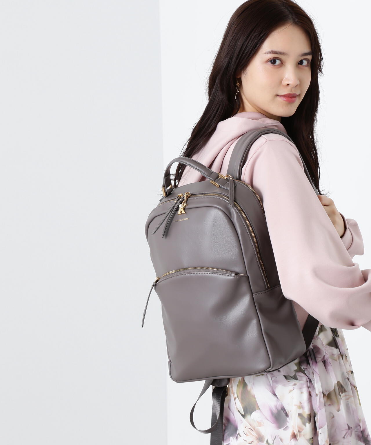 NEW ME WORK (チャーム)