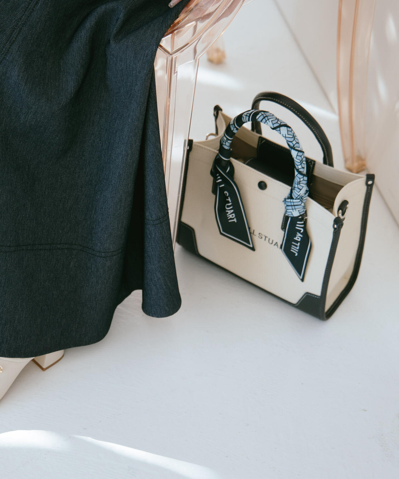 d25e8a0e-eb22-509c-a196-1d3113e4bd7d_Image