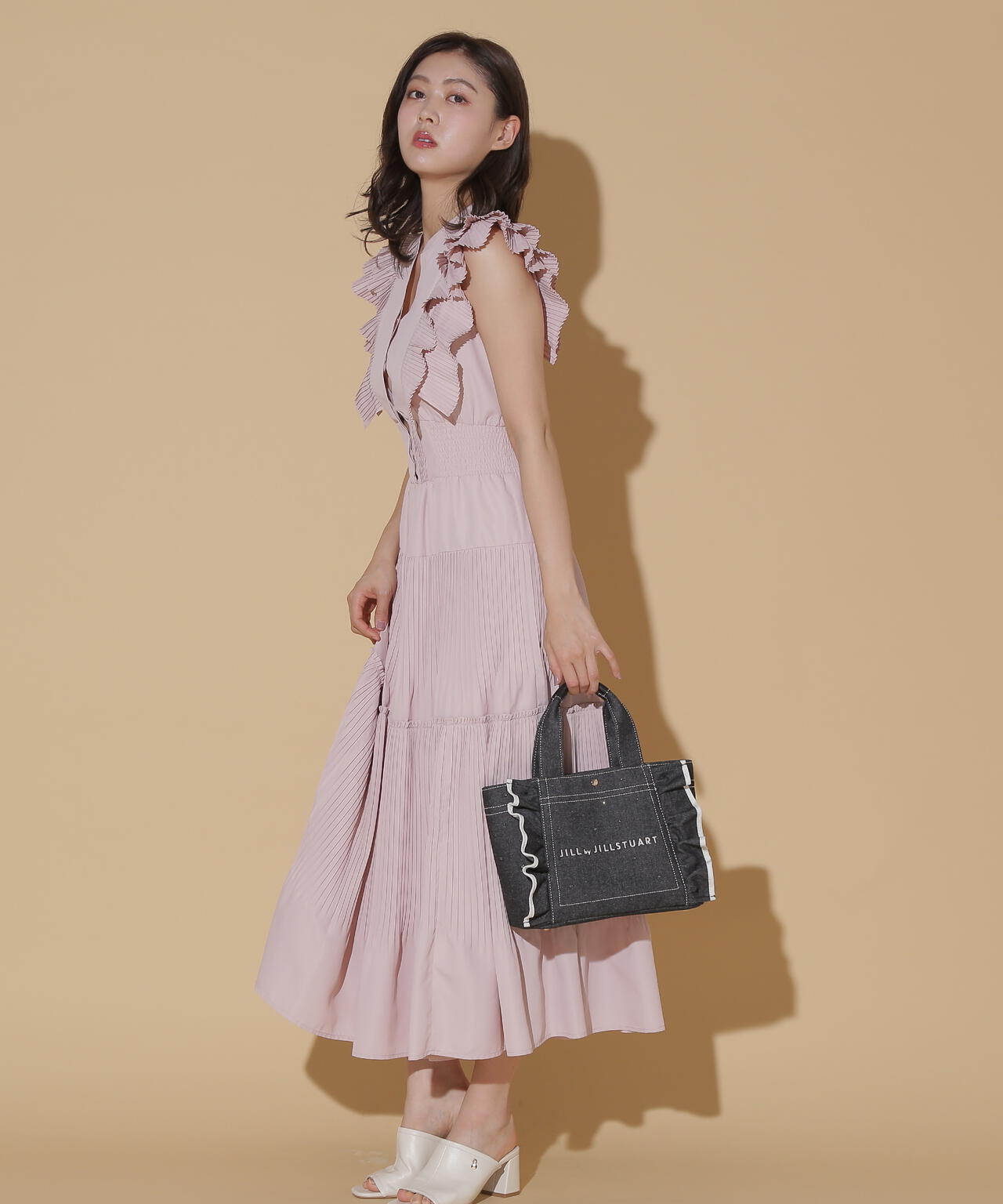 WEB限定:ビジューフリルトート