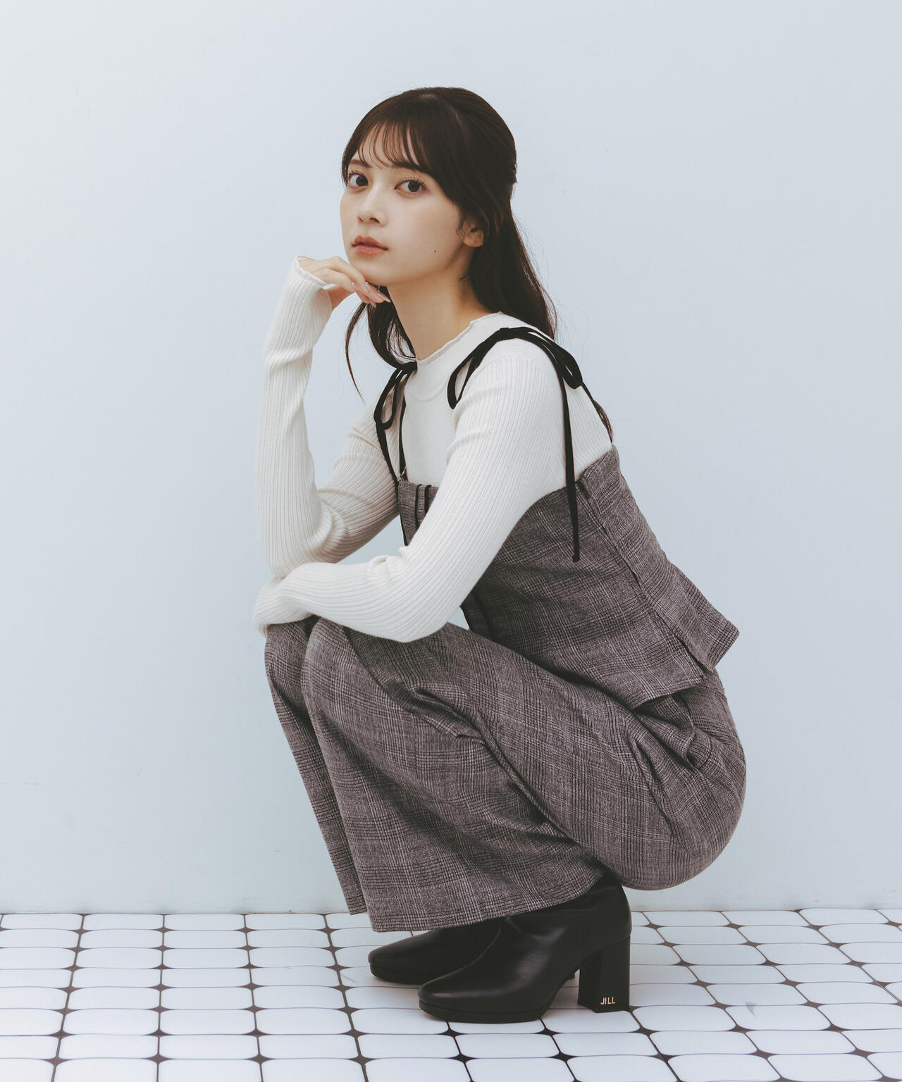 ロゴミディブーツ