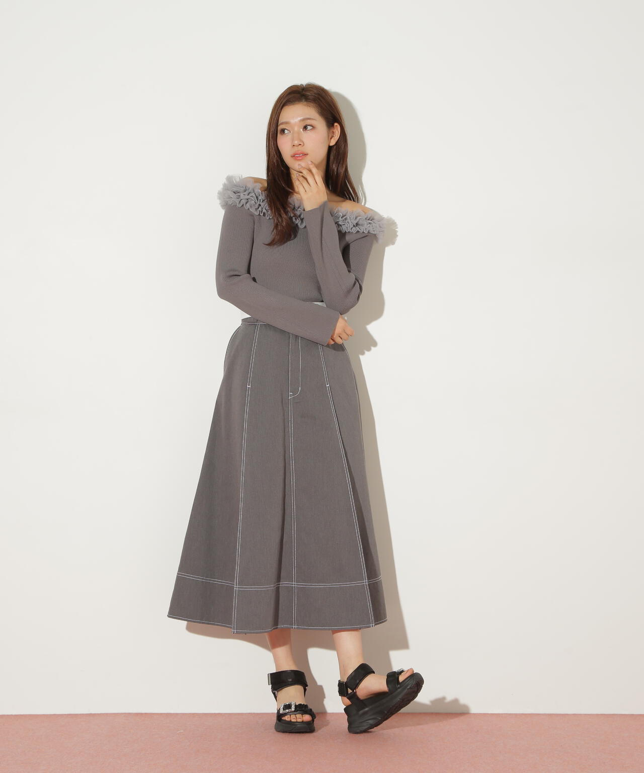 「Dickies × JILL by JILL STUART」別注ステッチロングスカート