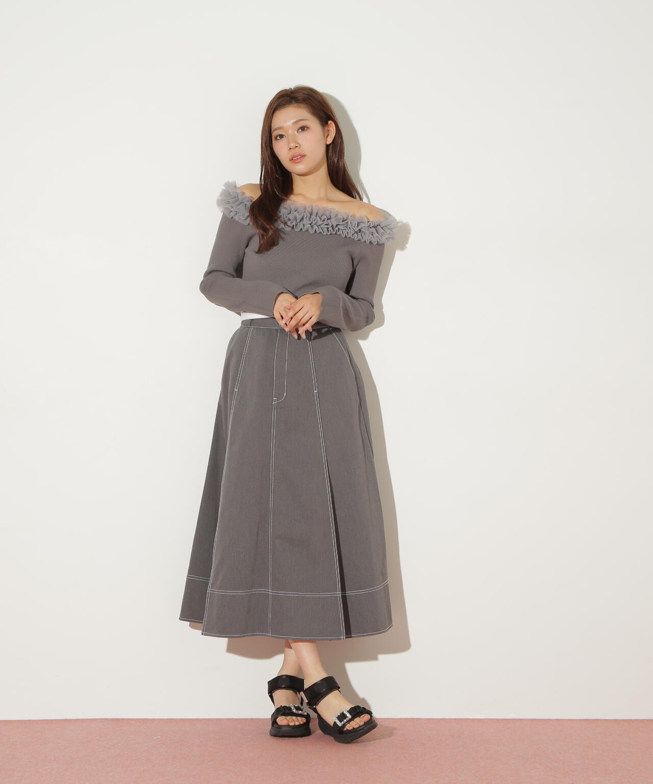 「Dickies × JILL by JILL STUART」別注ステッチロングスカート