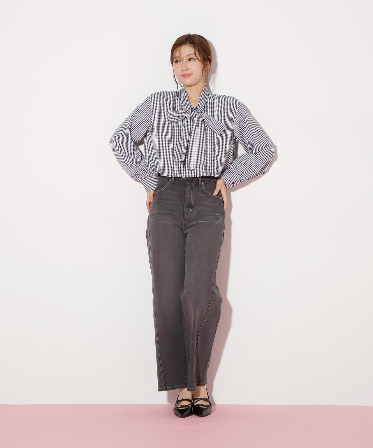 ハイウエストストレートデニムパンツ