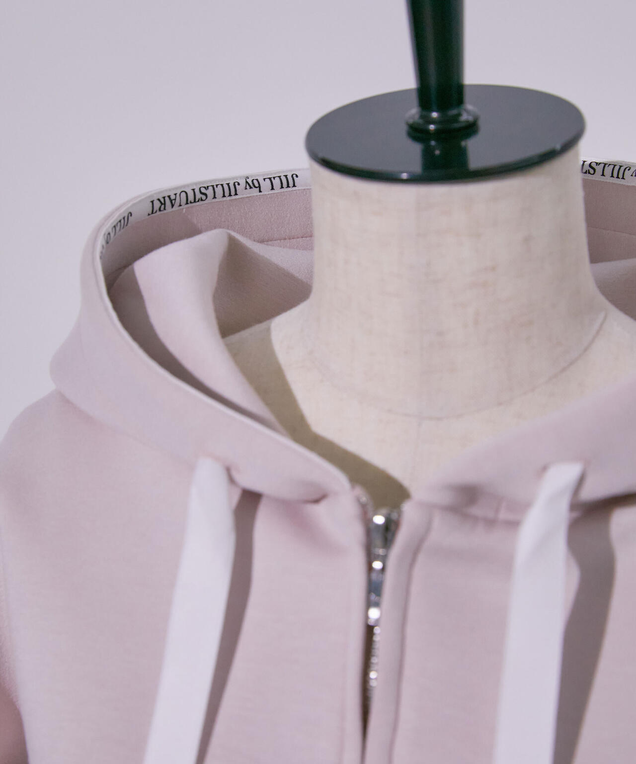 c70af560-deba-5c9e-9012-1caa67a0d786_Image