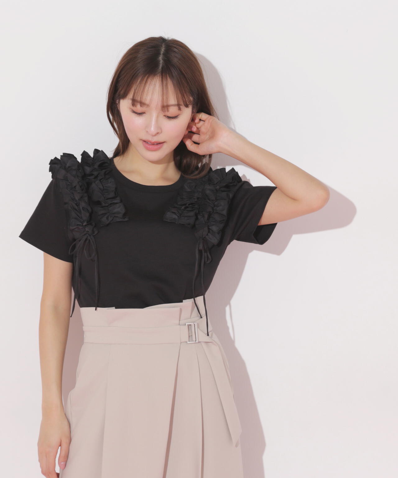 ボリュームフリルTシャツ