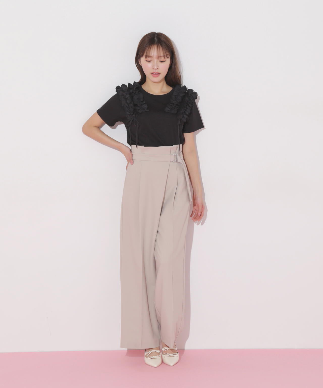 ボリュームフリルTシャツ