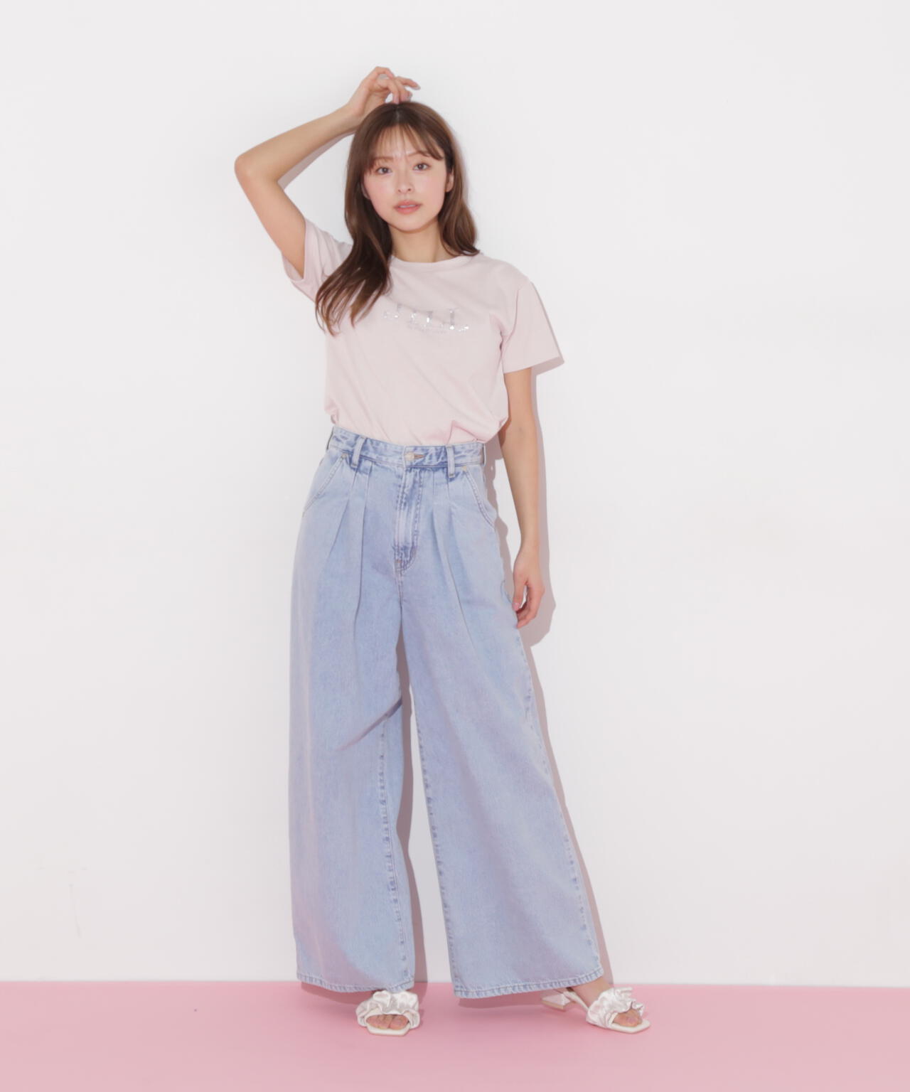 ホットフィットロゴTシャツ