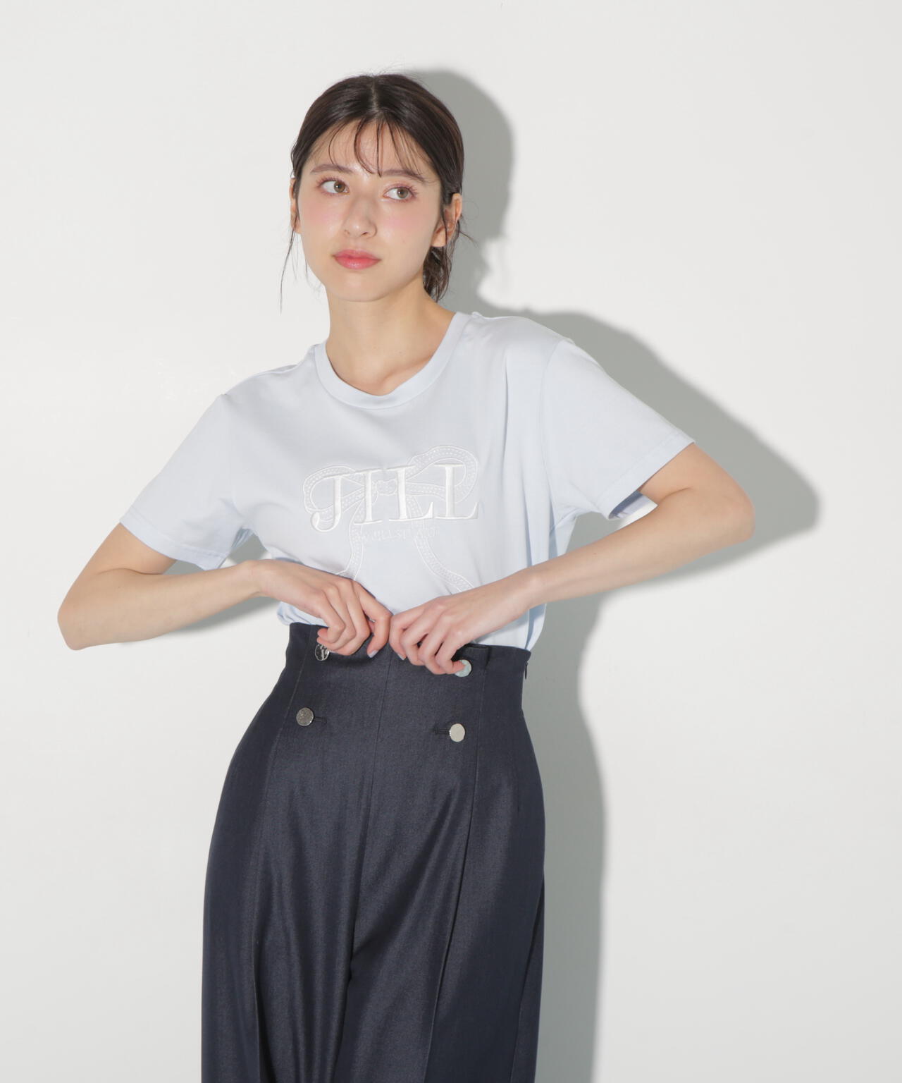 f0467003-d586-5be0-b00a-726afdcffa32_Image