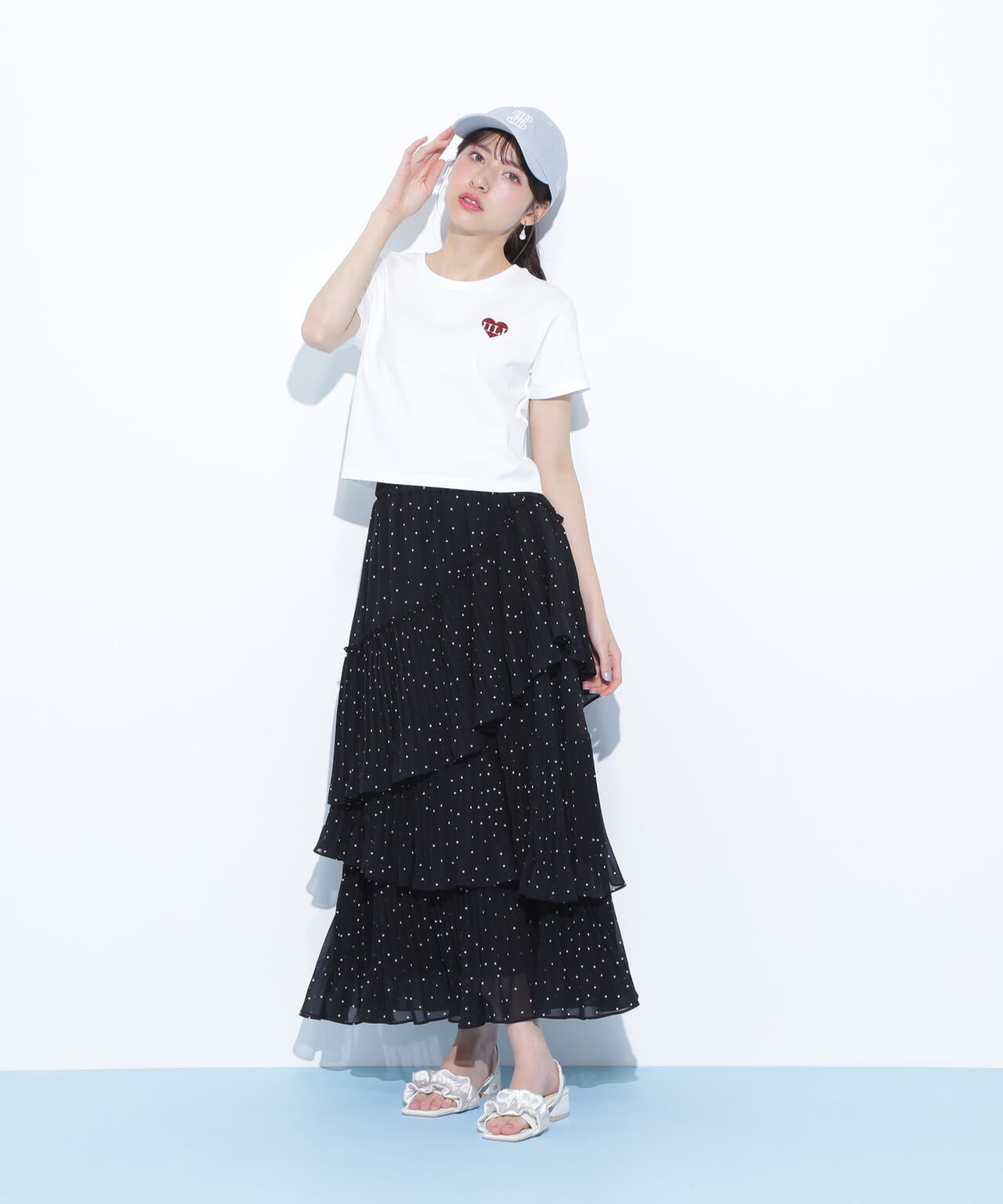 クロップドハート刺繍Tシャツ