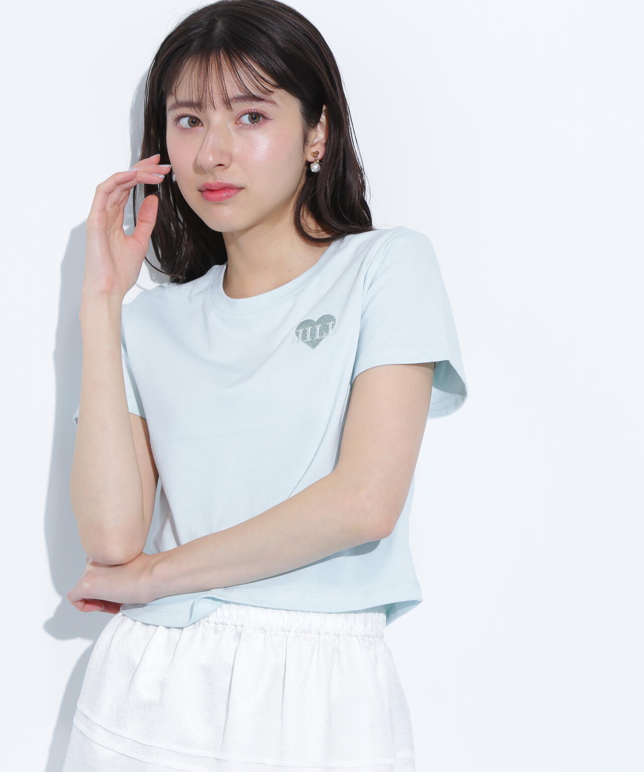 クロップドハート刺繍Tシャツ