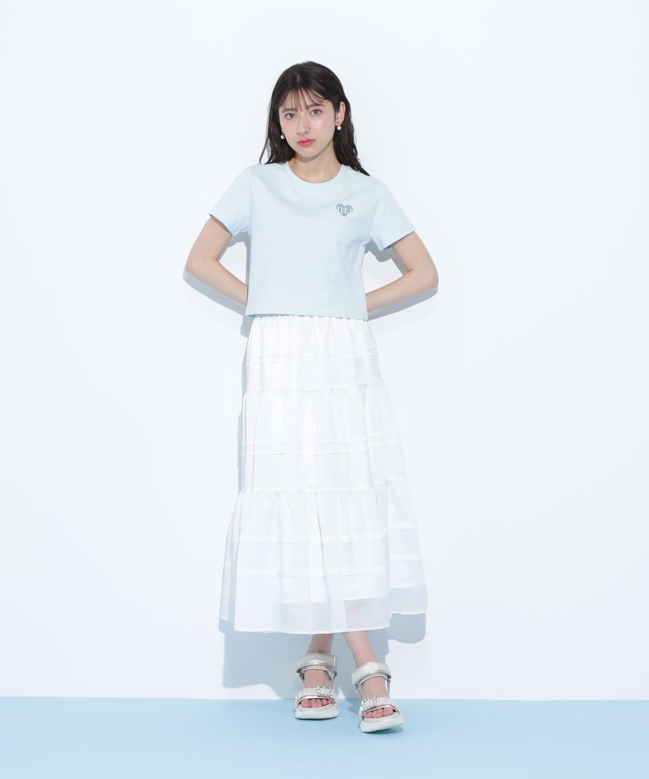 クロップドハート刺繍Tシャツ