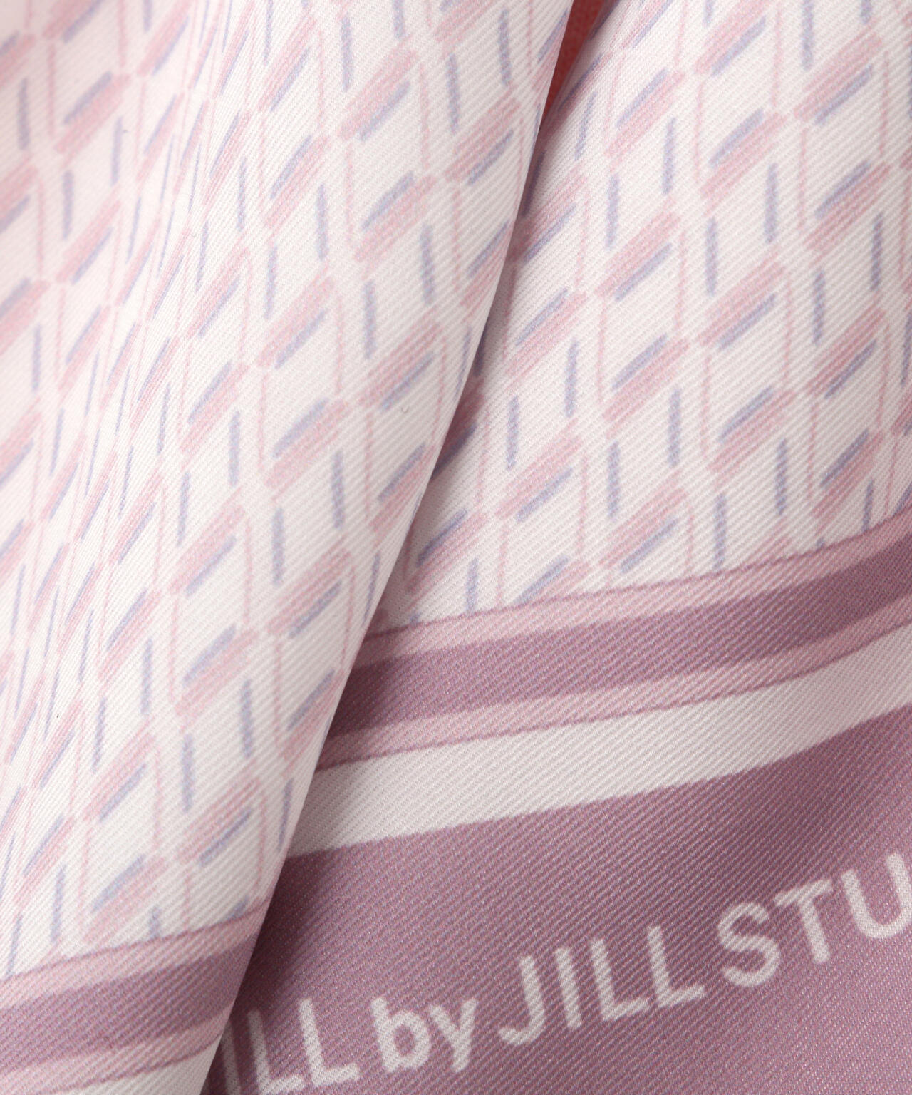 幾何チェック柄スカーフ付きリブニット