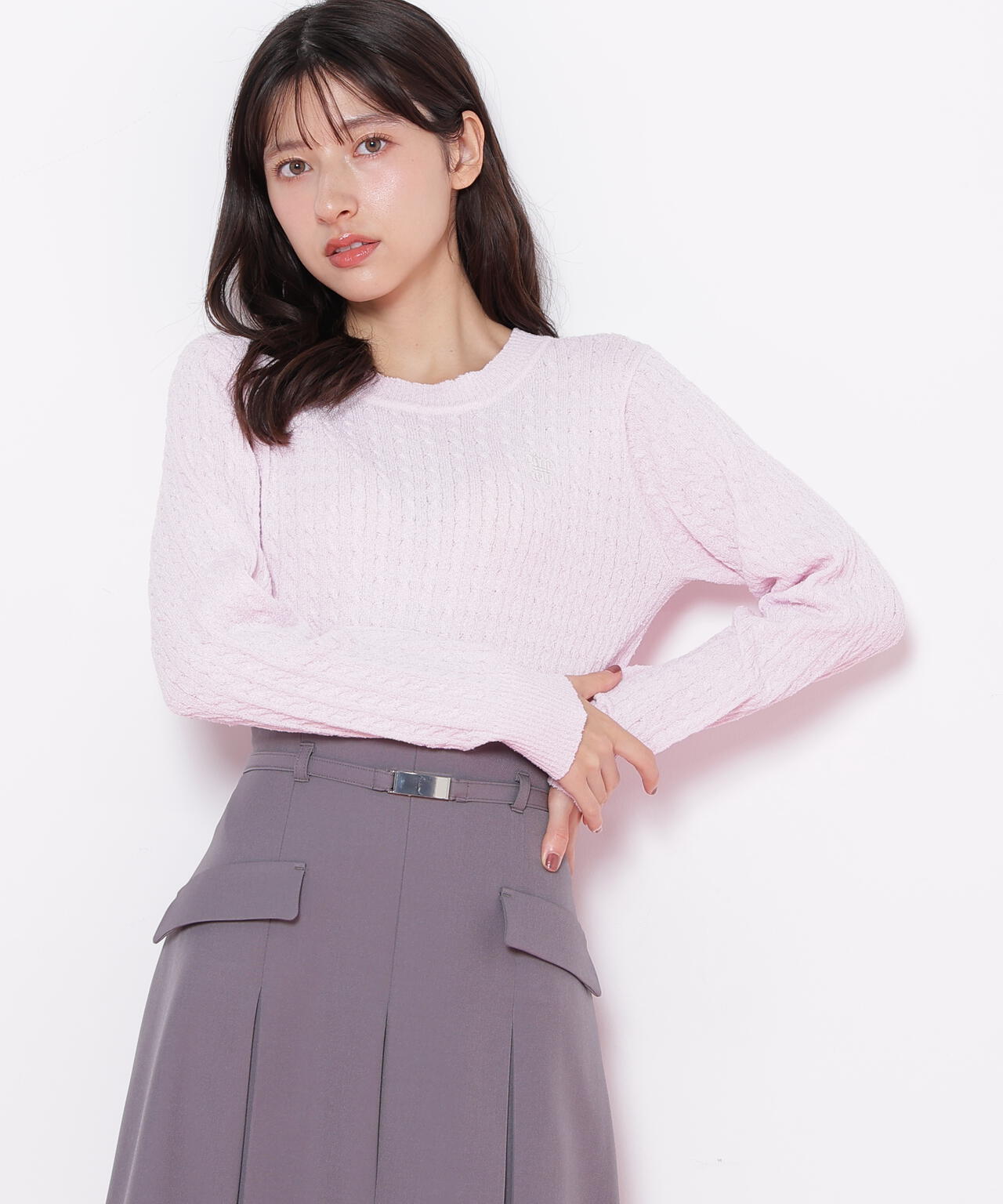 ミニブークレーケーブルニット