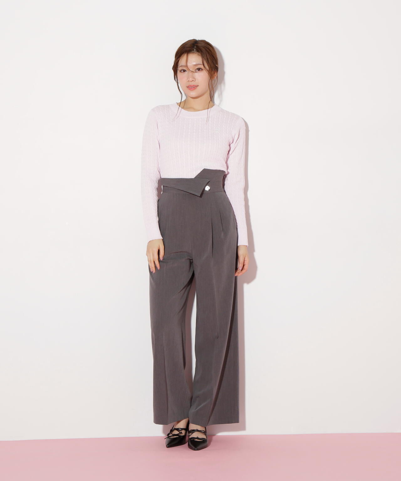 ミニブークレーケーブルニット