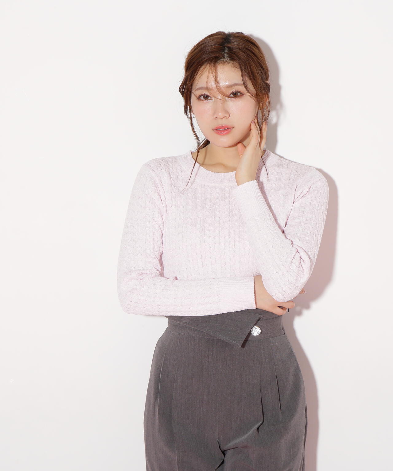 ミニブークレーケーブルニット