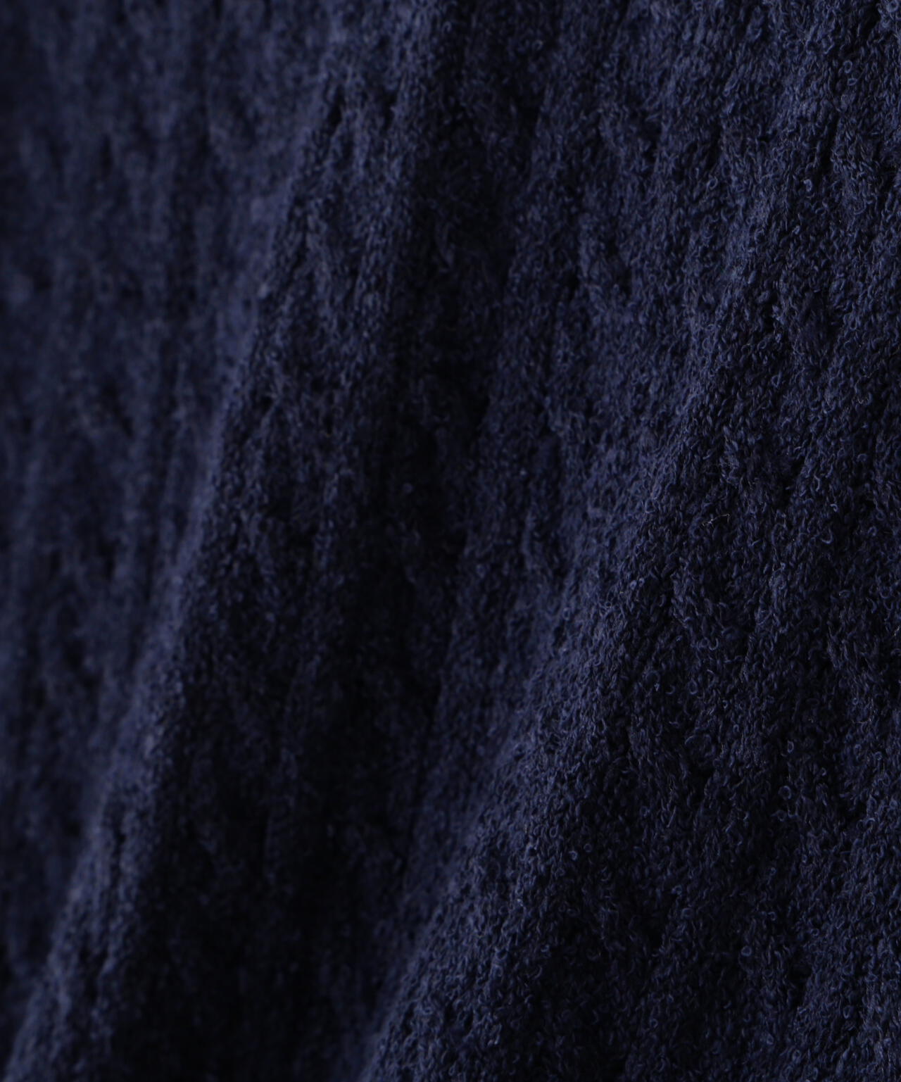 ミニブークレーケーブルニット