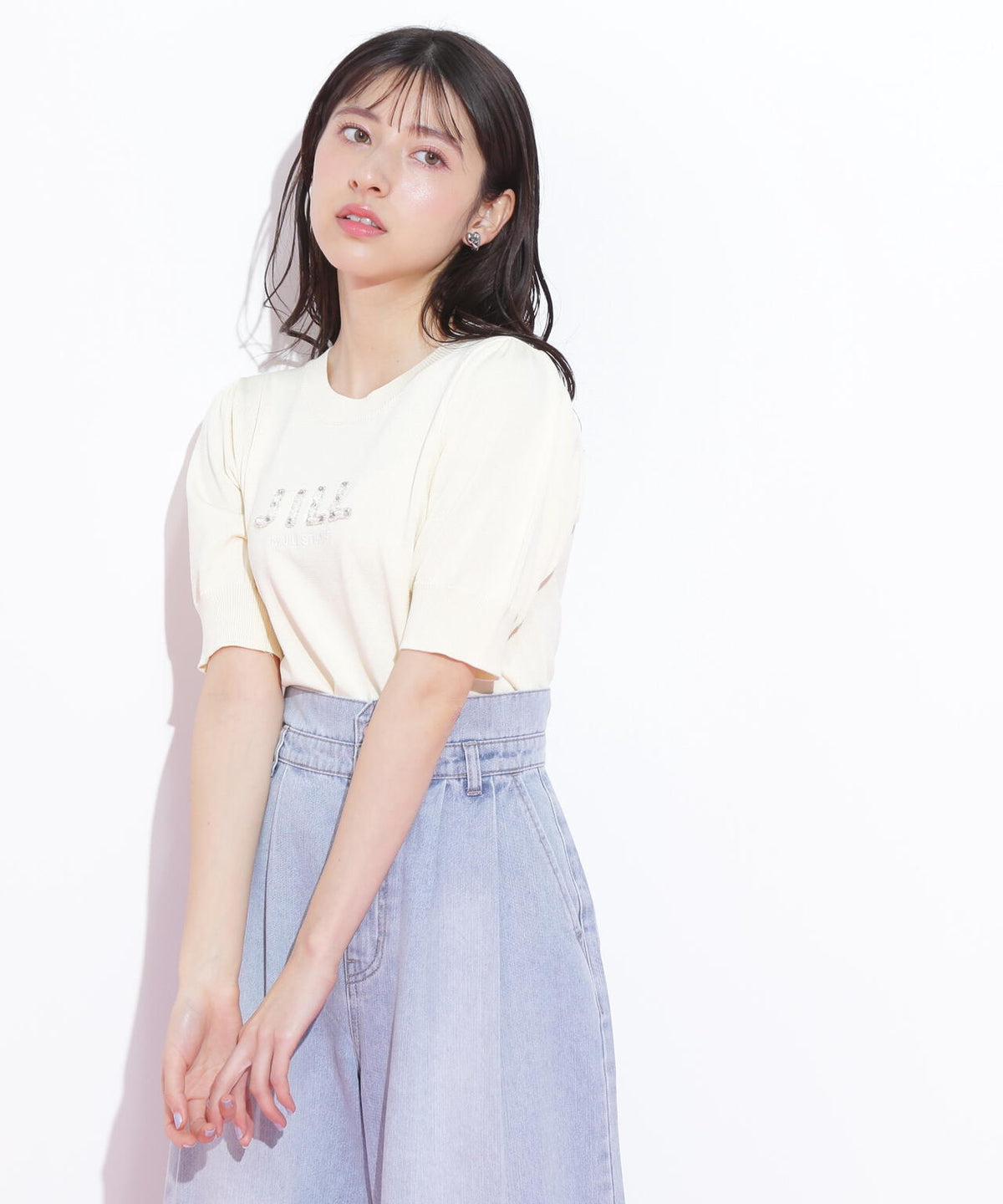 パールミニロゴパフスリーブニットトップス