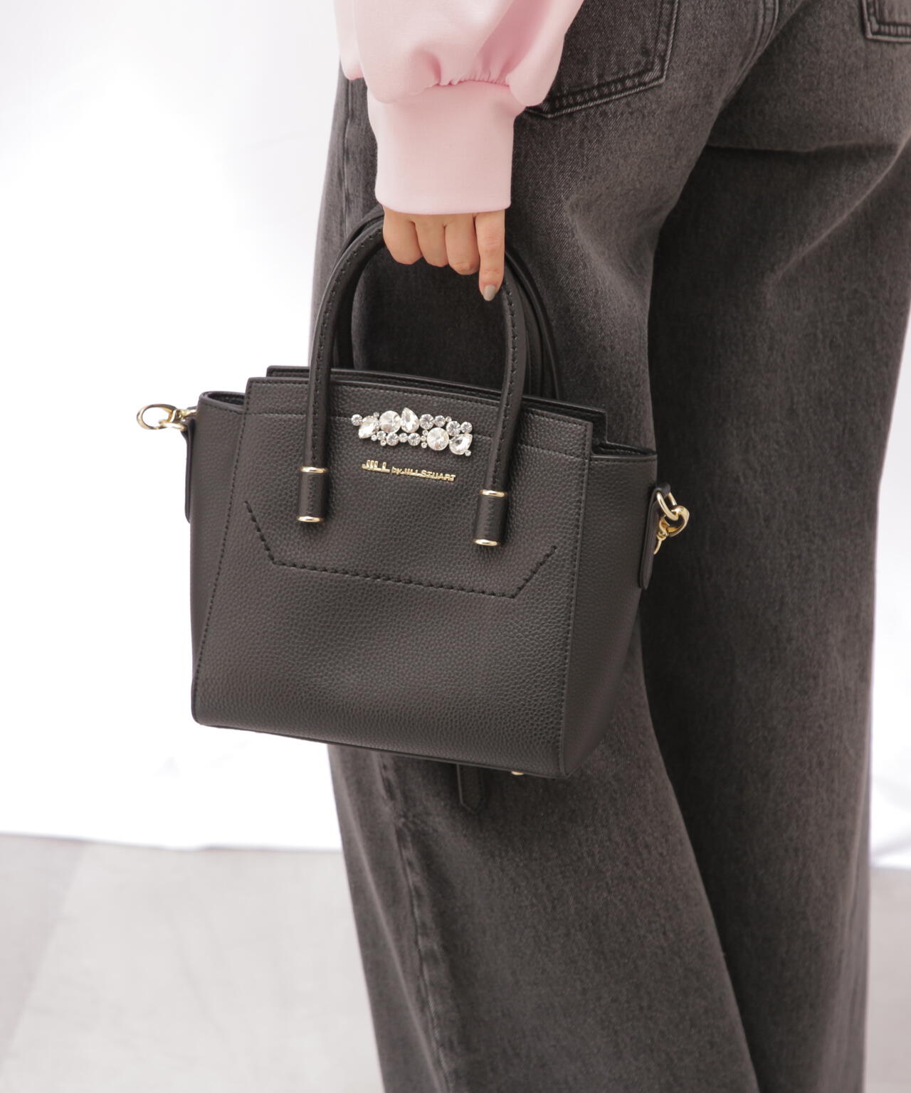 2dd45847-7f30-5ce4-9373-3772d40a8a33_Image