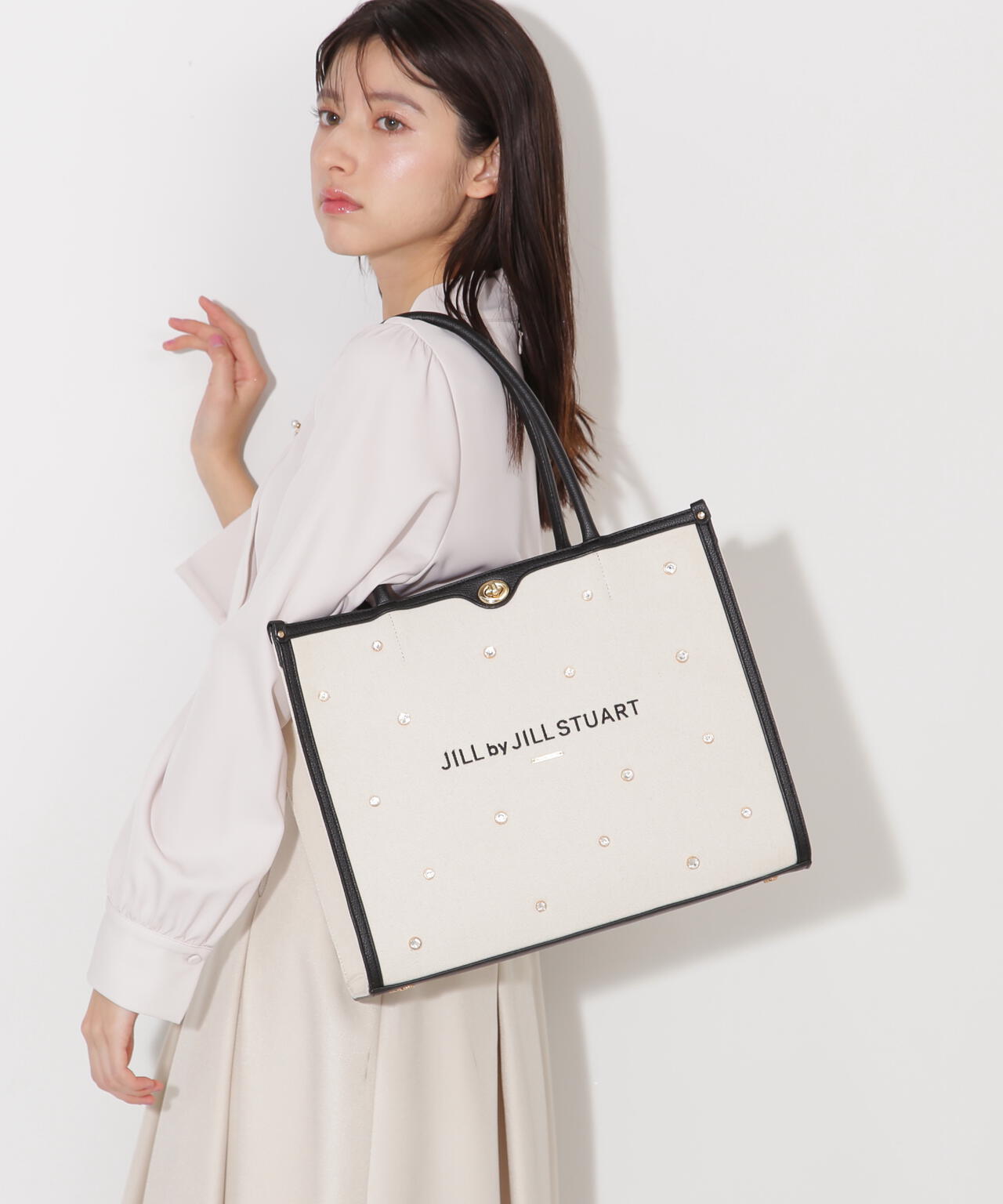 f3f44f4c-c3b2-562e-8370-c98e39097098_Image