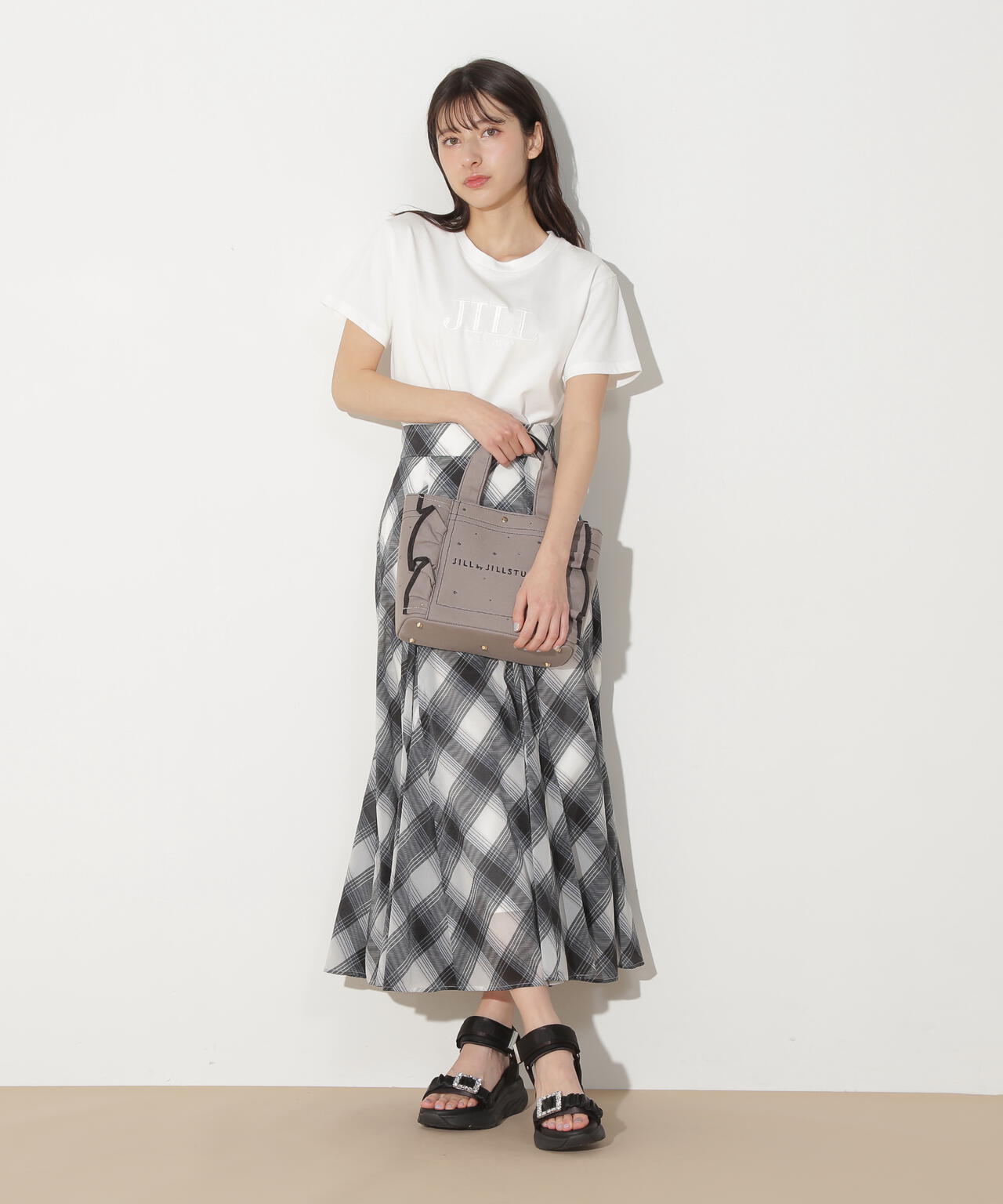 ビジューフリルトート