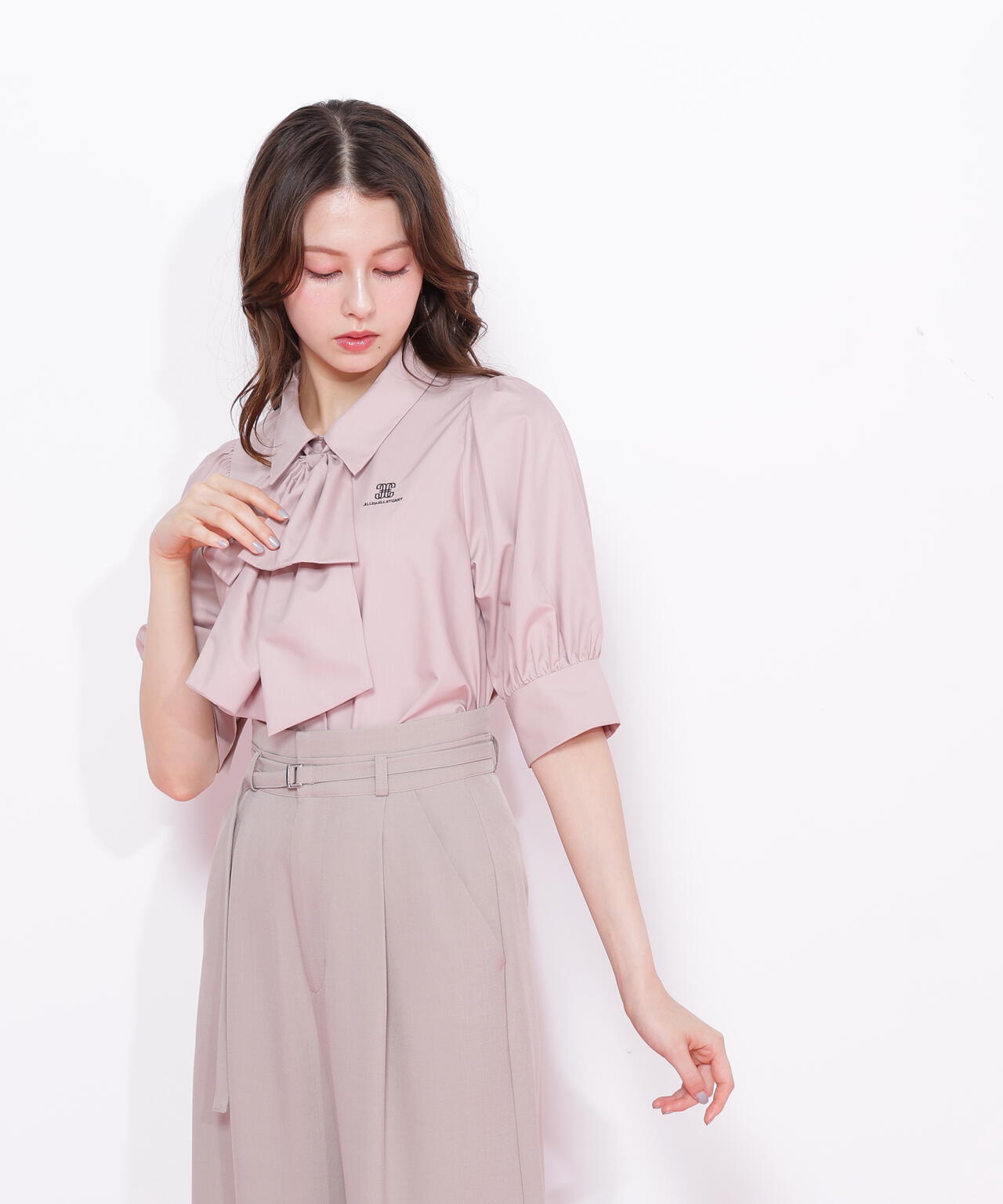 リボンボウタイブラウス