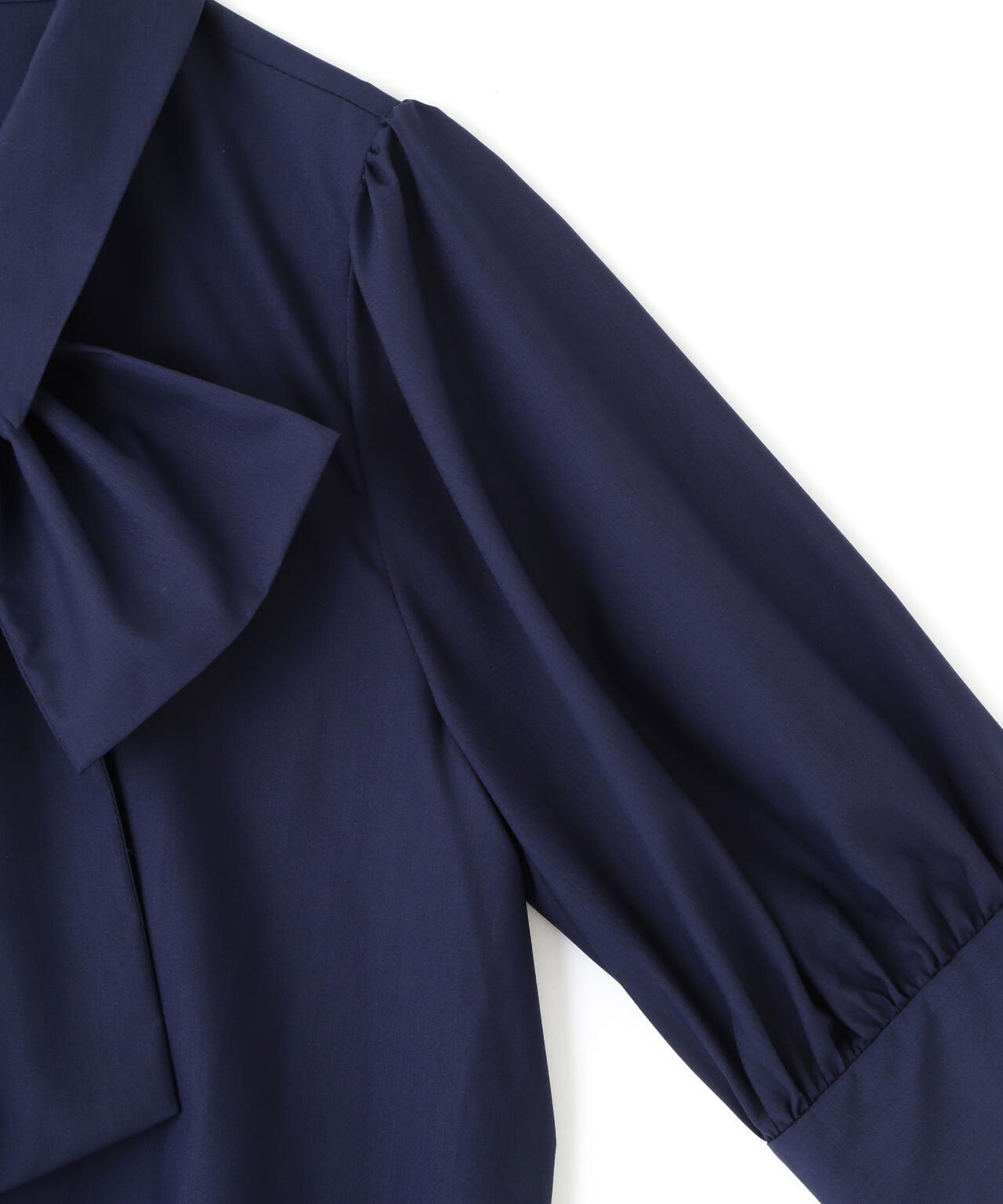 リボンボウタイブラウス