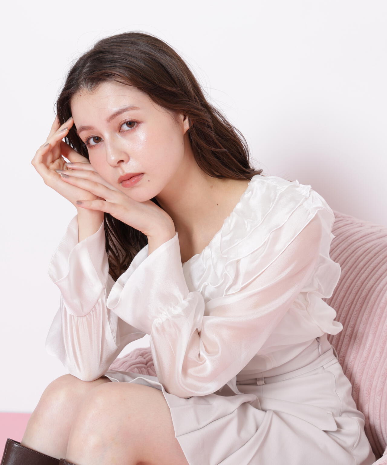 シアーフリルブラウス