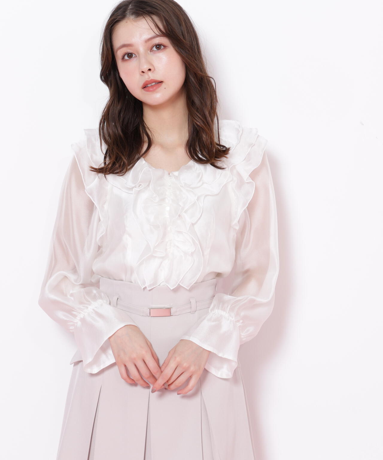 シアーフリルブラウス