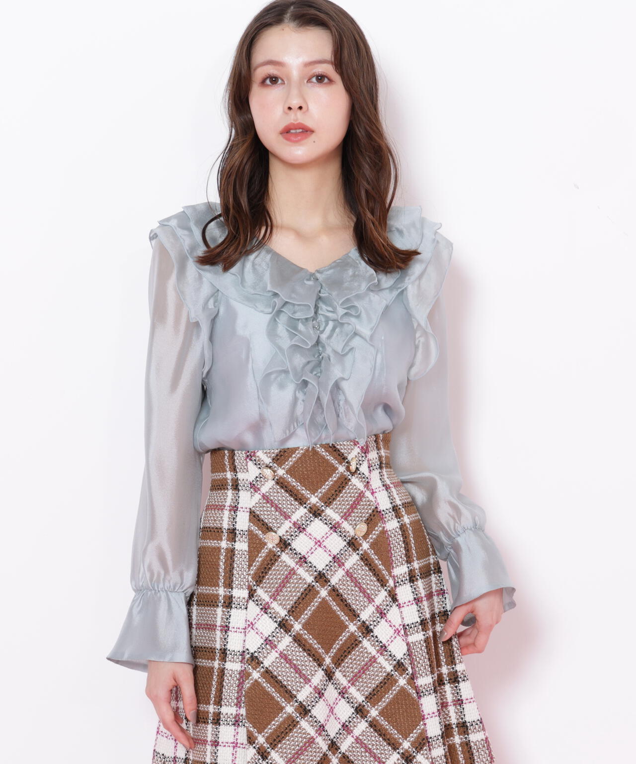 シアーフリルブラウス