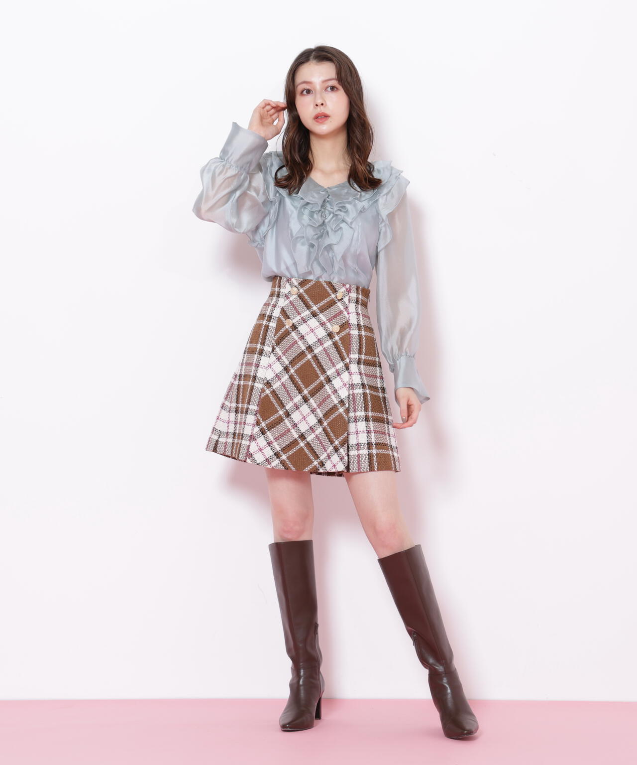 シアーフリルブラウス