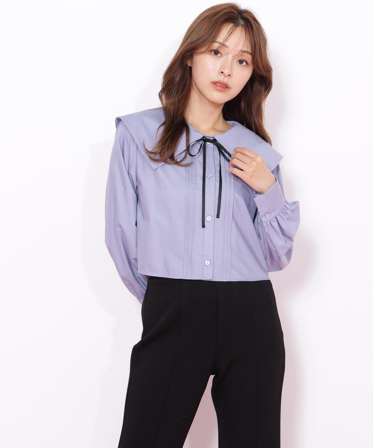 ビッグカラー短丈ブラウス