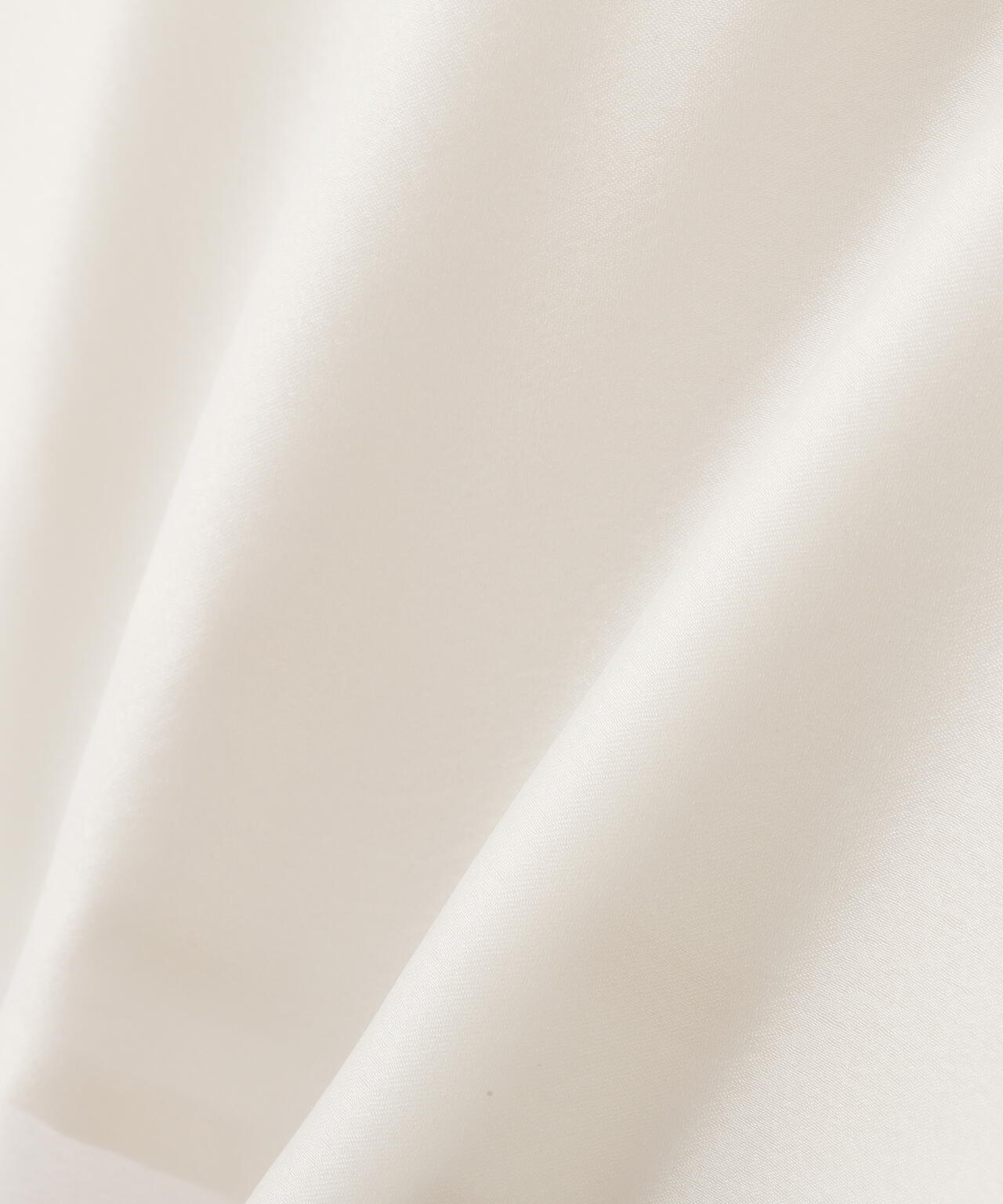 バルーンスリーブボウタイブラウス