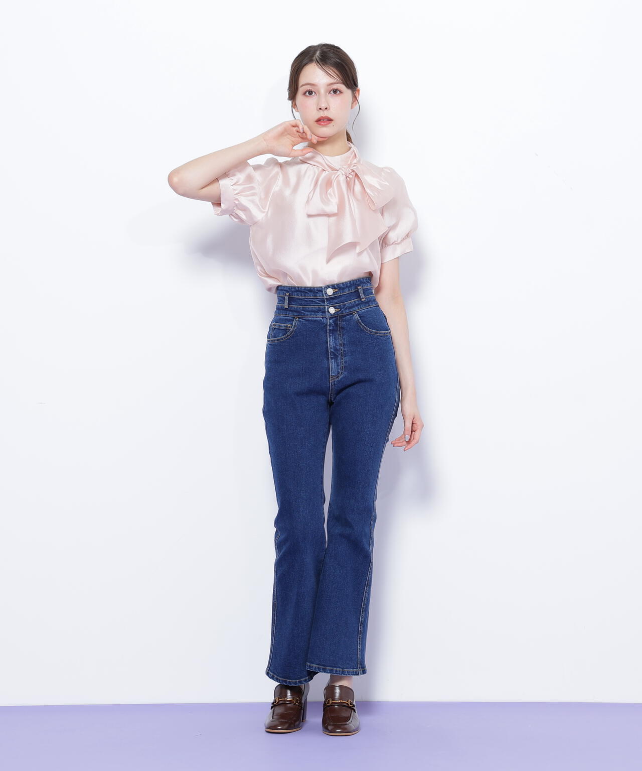 バルーンスリーブボウタイブラウス