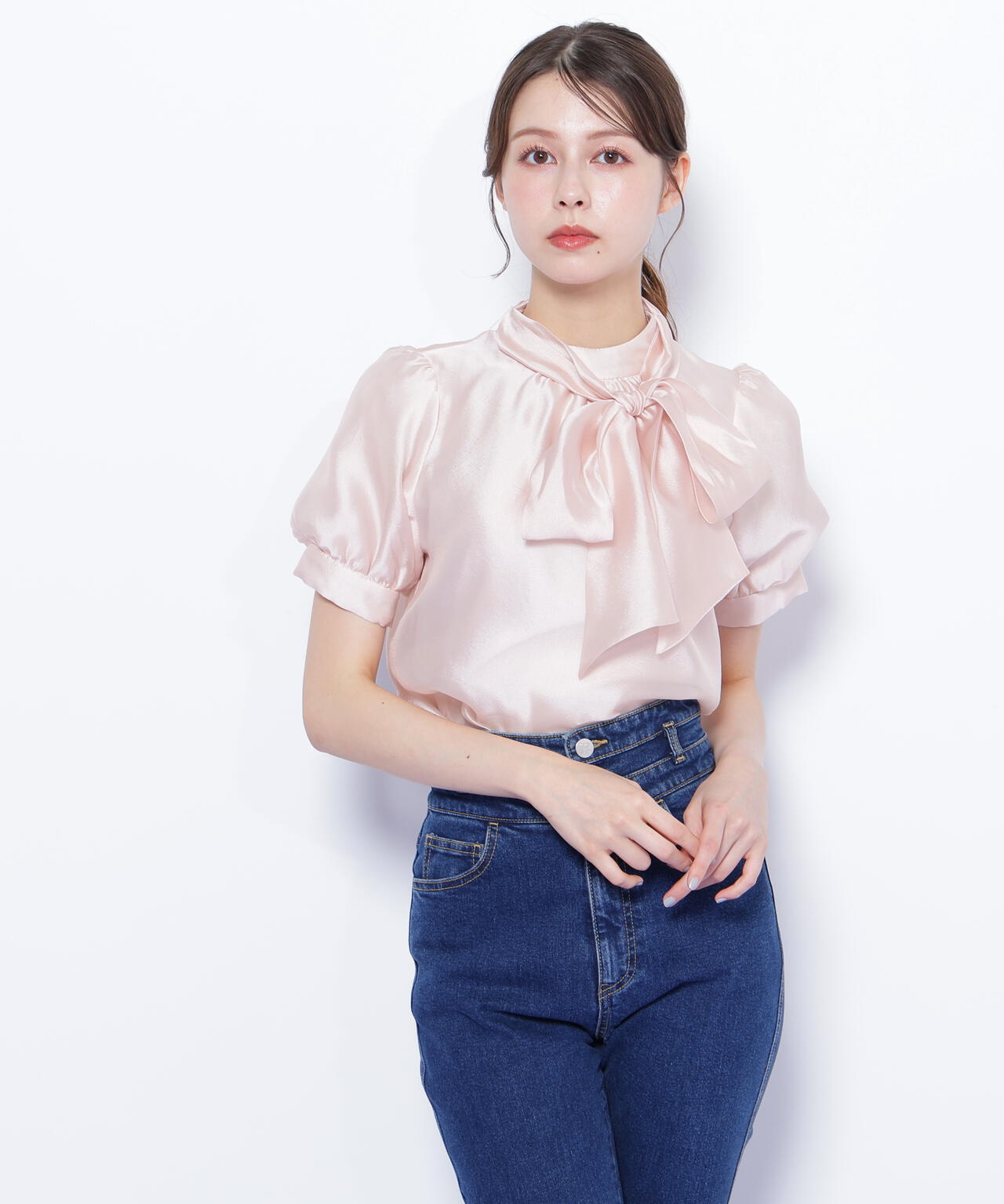 バルーンスリーブボウタイブラウス