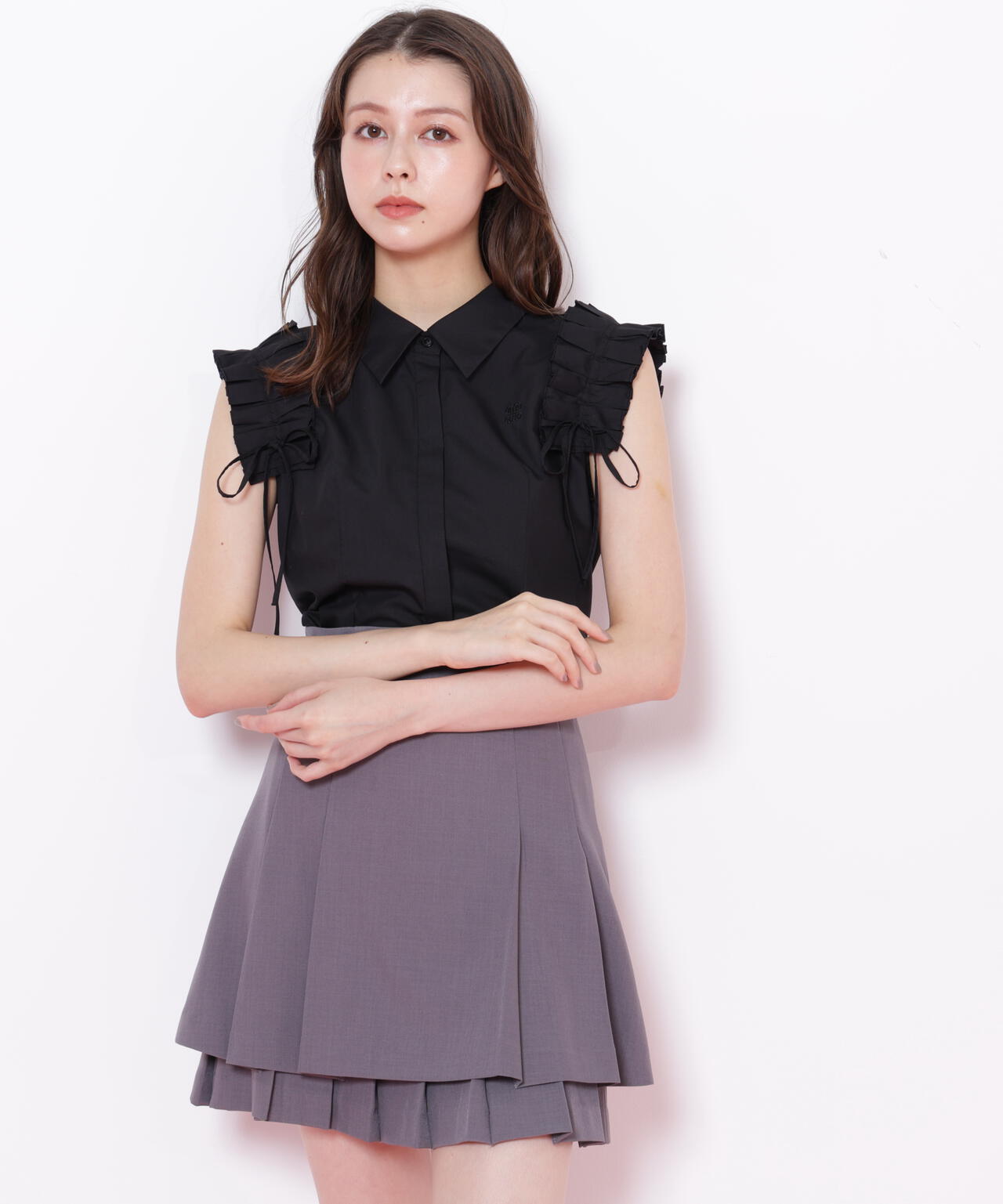 ショルダーフリルブラウス