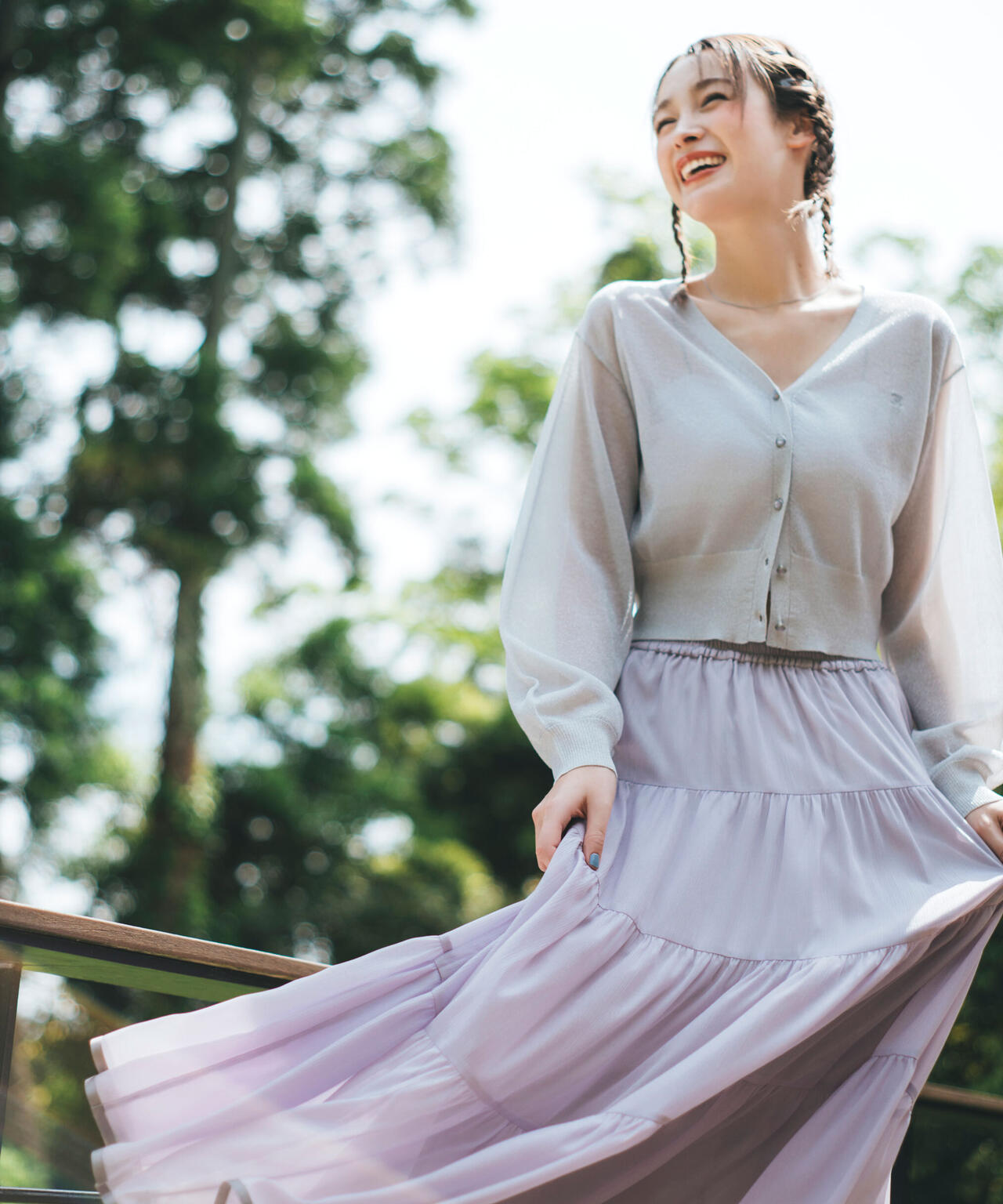 ヘムラインティアードスカート