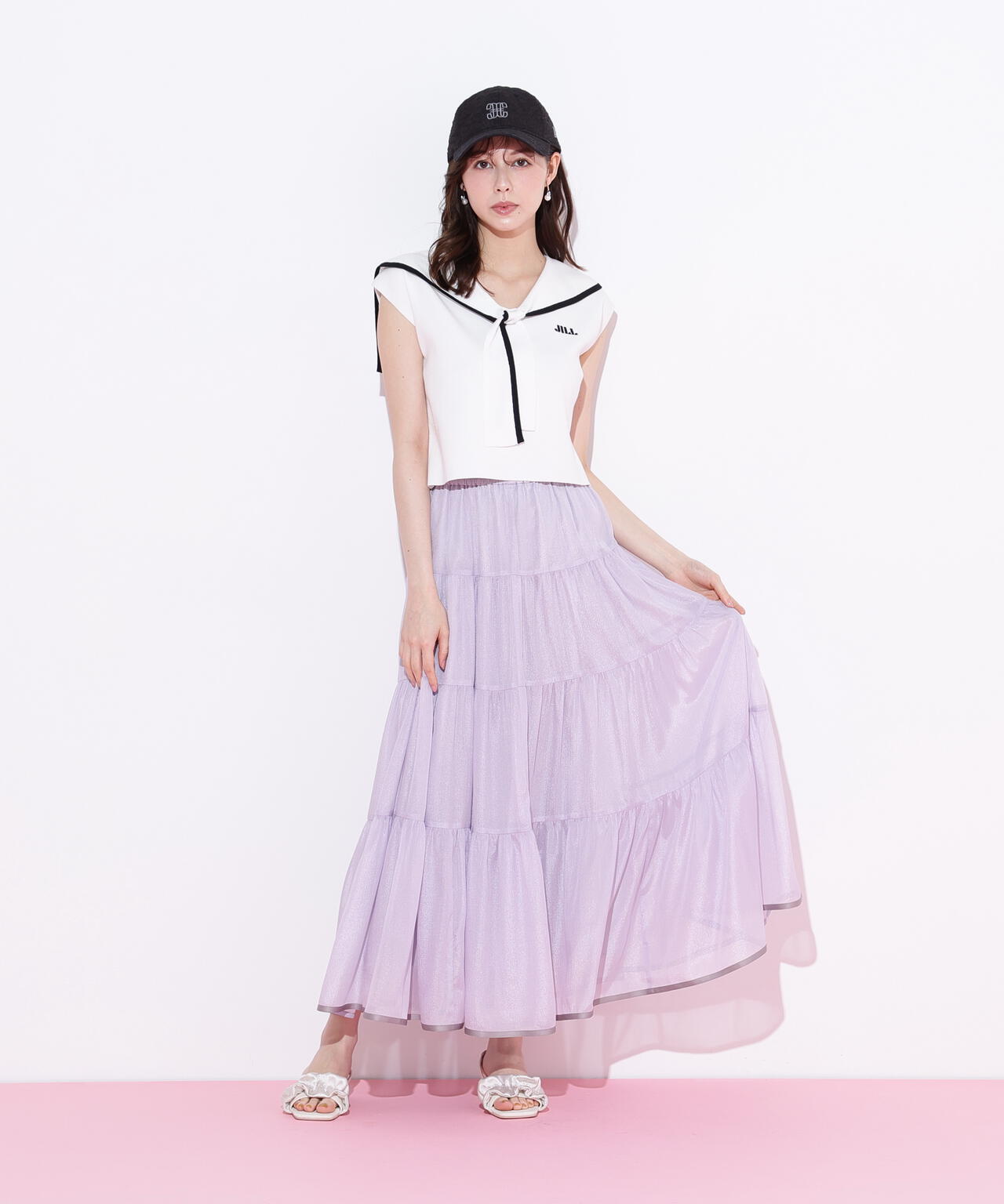 ヘムラインティアードスカート