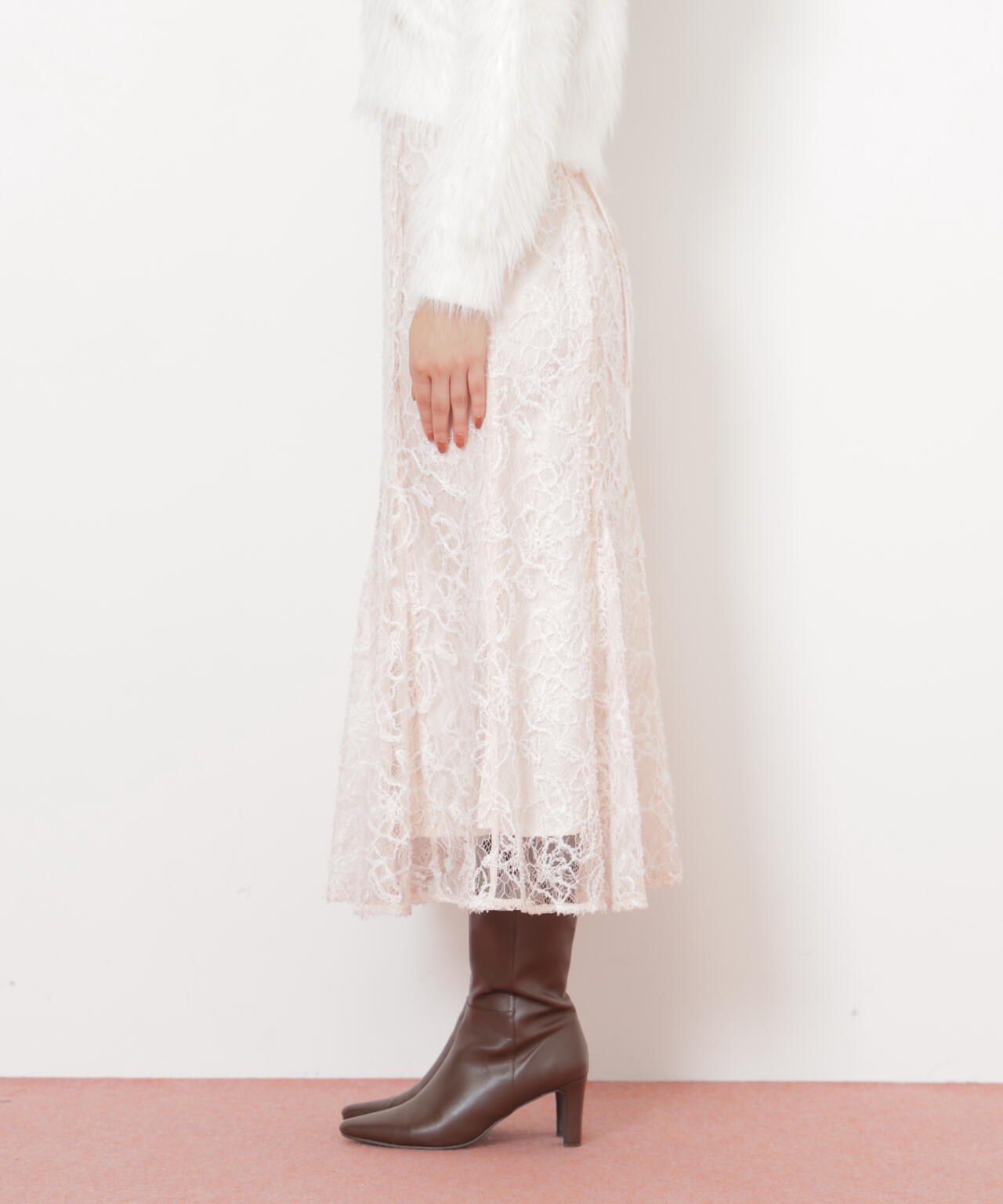 モール刺繍レースマーメイドスカート
