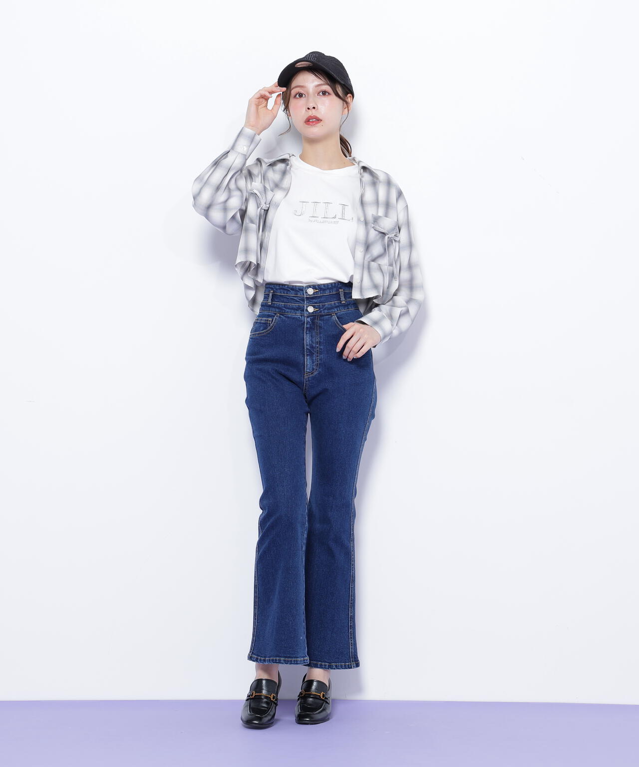 フレアデニムパンツ