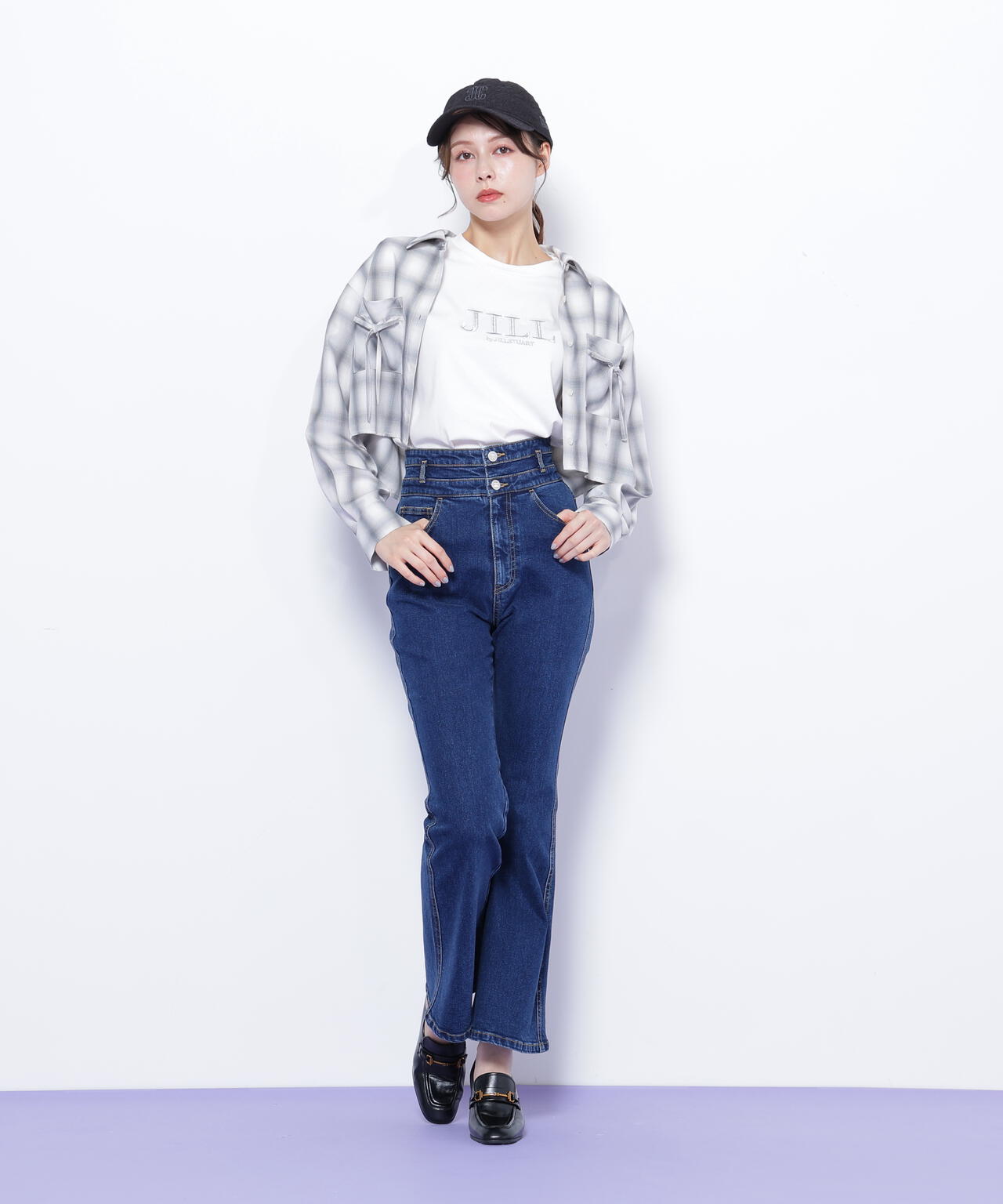 フレアデニムパンツ