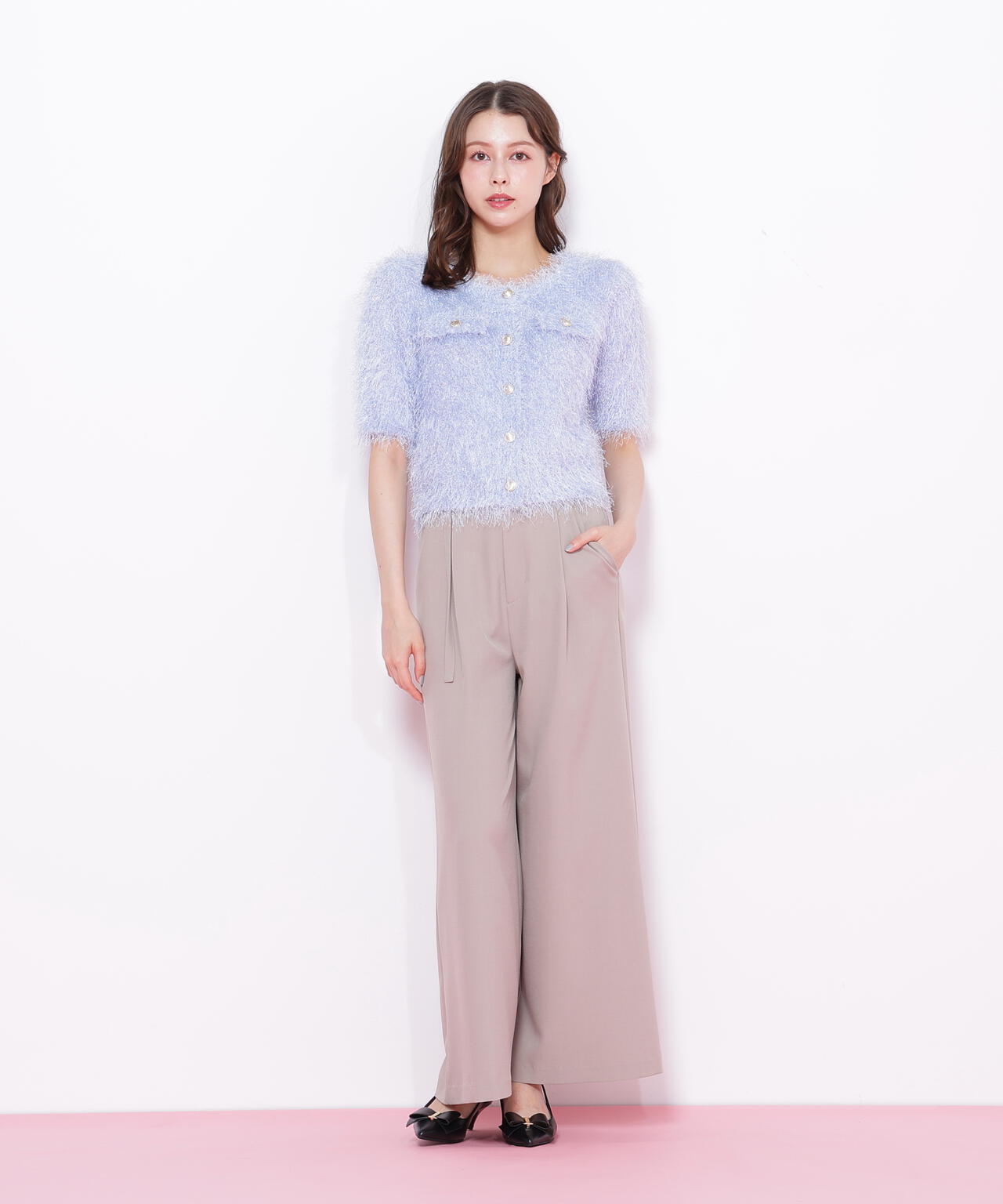 細ベルト付きワイドパンツ