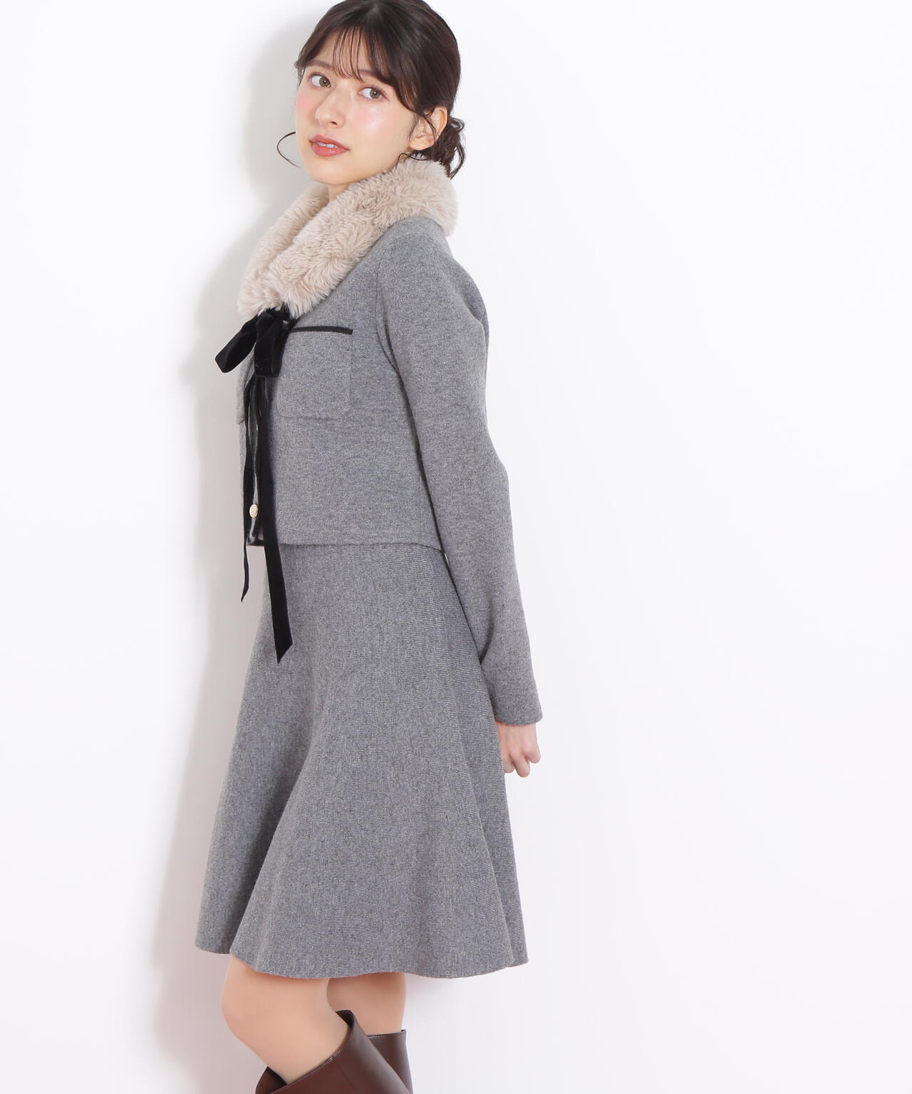 ファーティッペットニットセットアップ