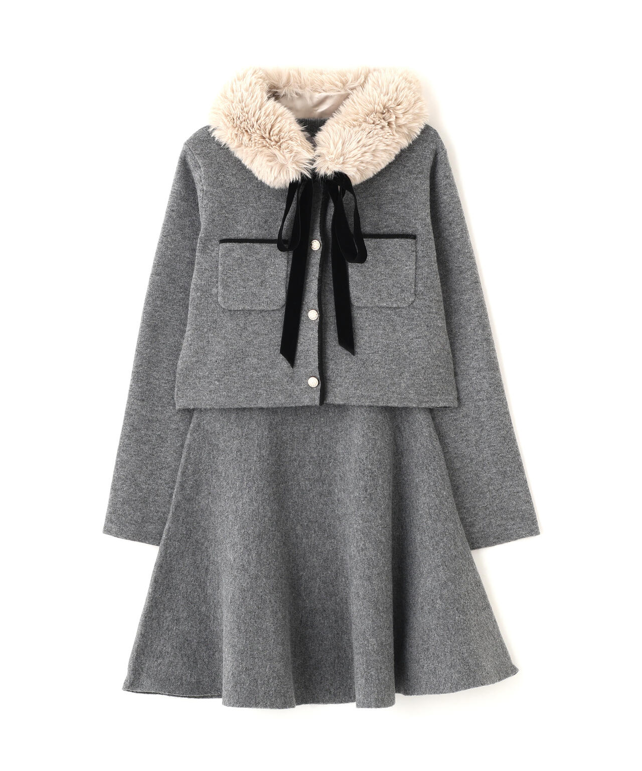 ファーティッペットニットセットアップ