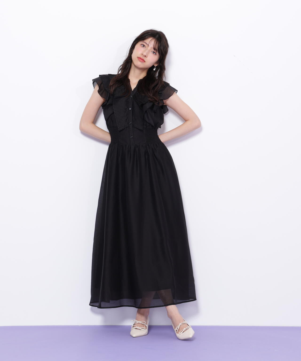 シアープリーツフリルワンピース