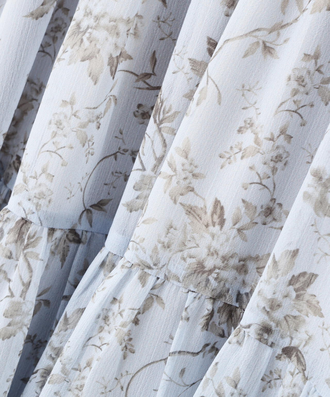 フリルミニワンピース