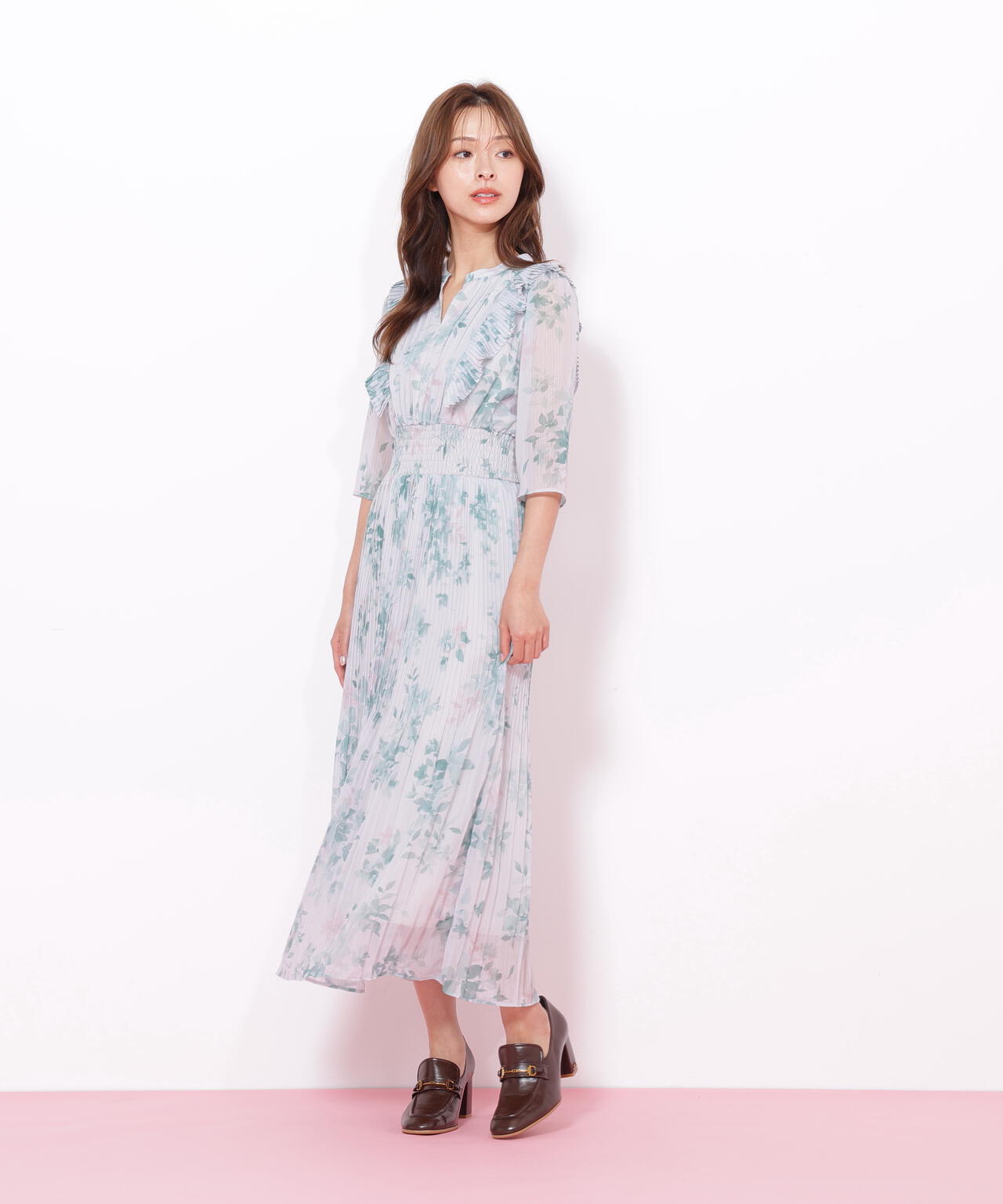 ぼかしフラワープリントワンピース