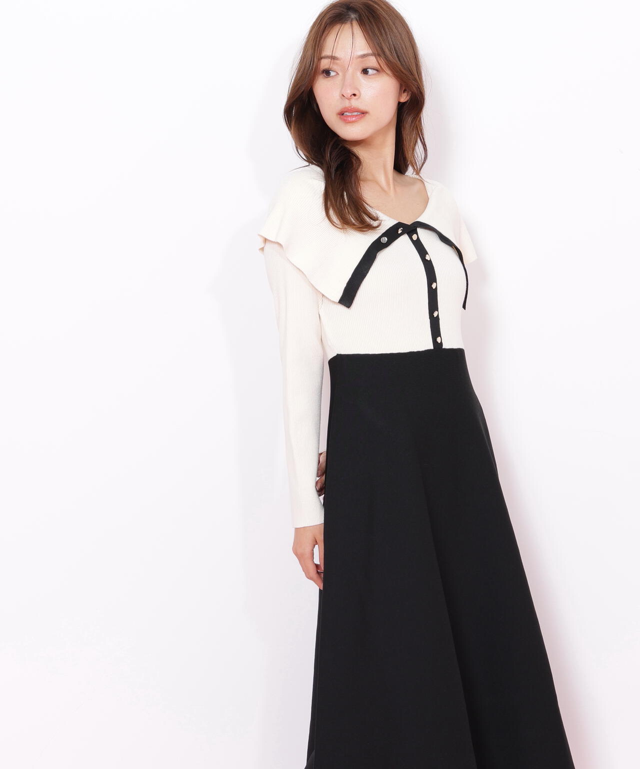 ビッグカラーニットワンピース