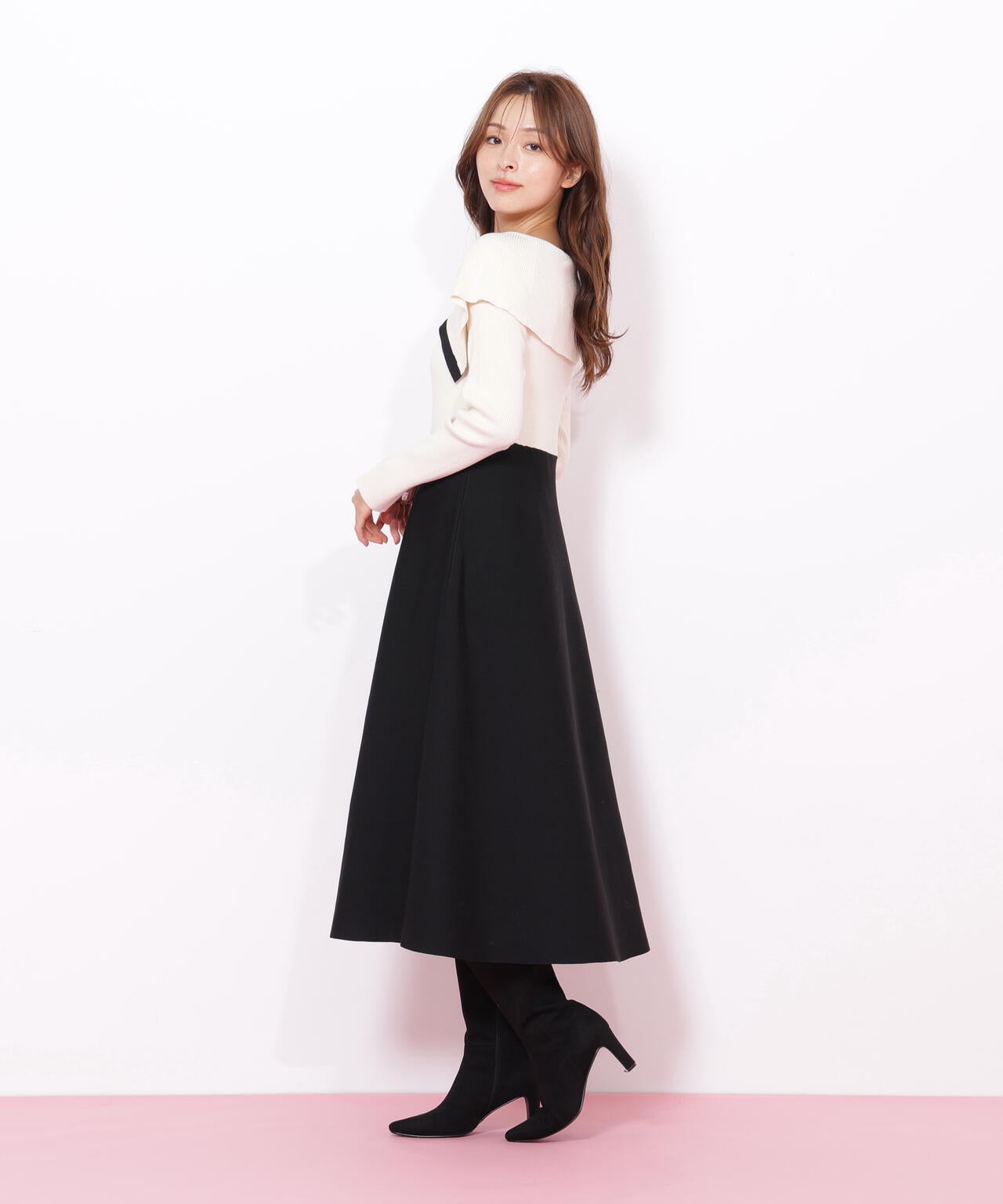 ビッグカラーニットワンピース