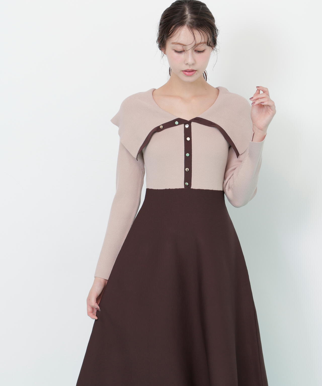 ビッグカラーニットワンピース